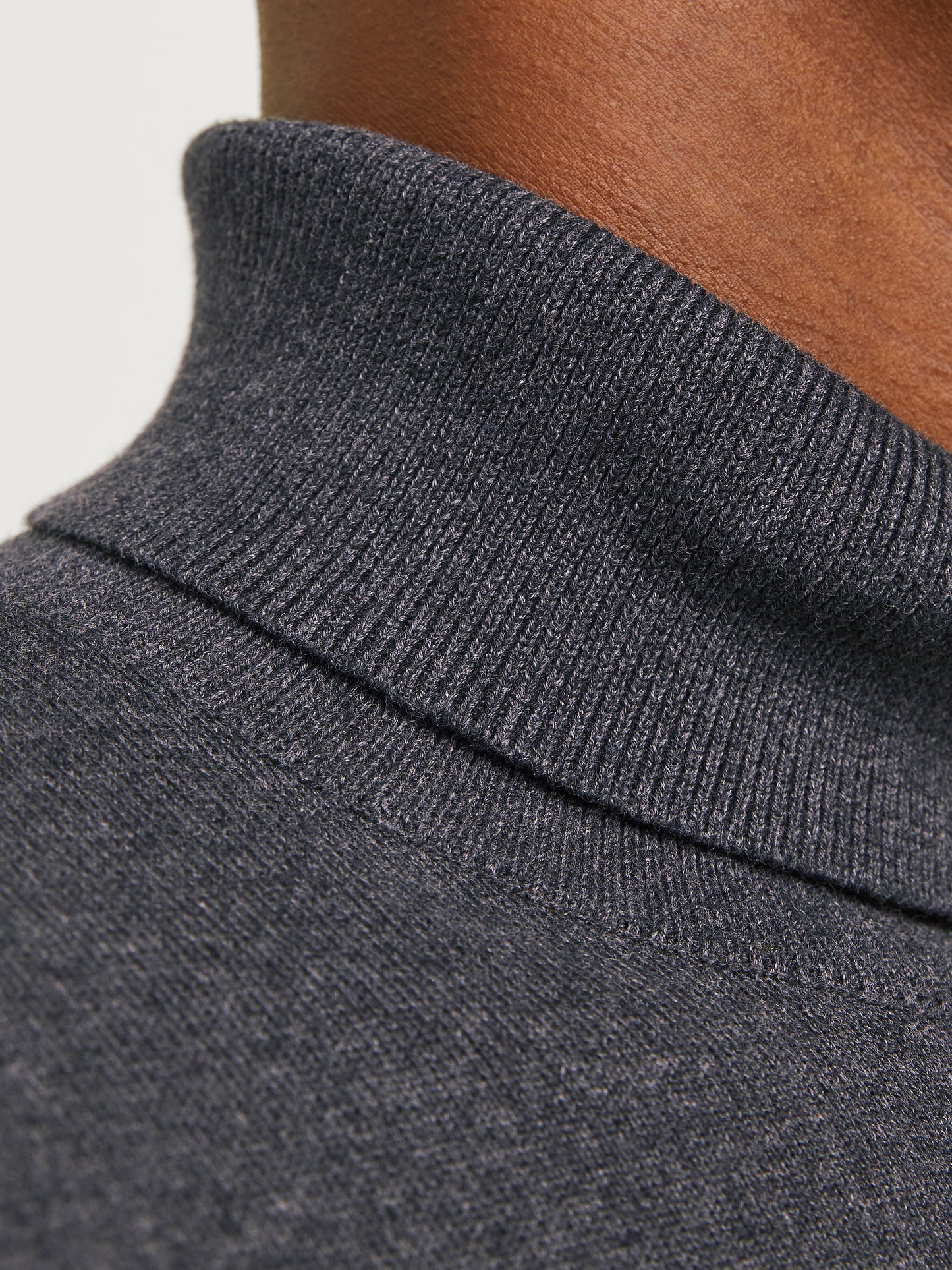 JJEBASIC KNIT ROLL NECK NOOS