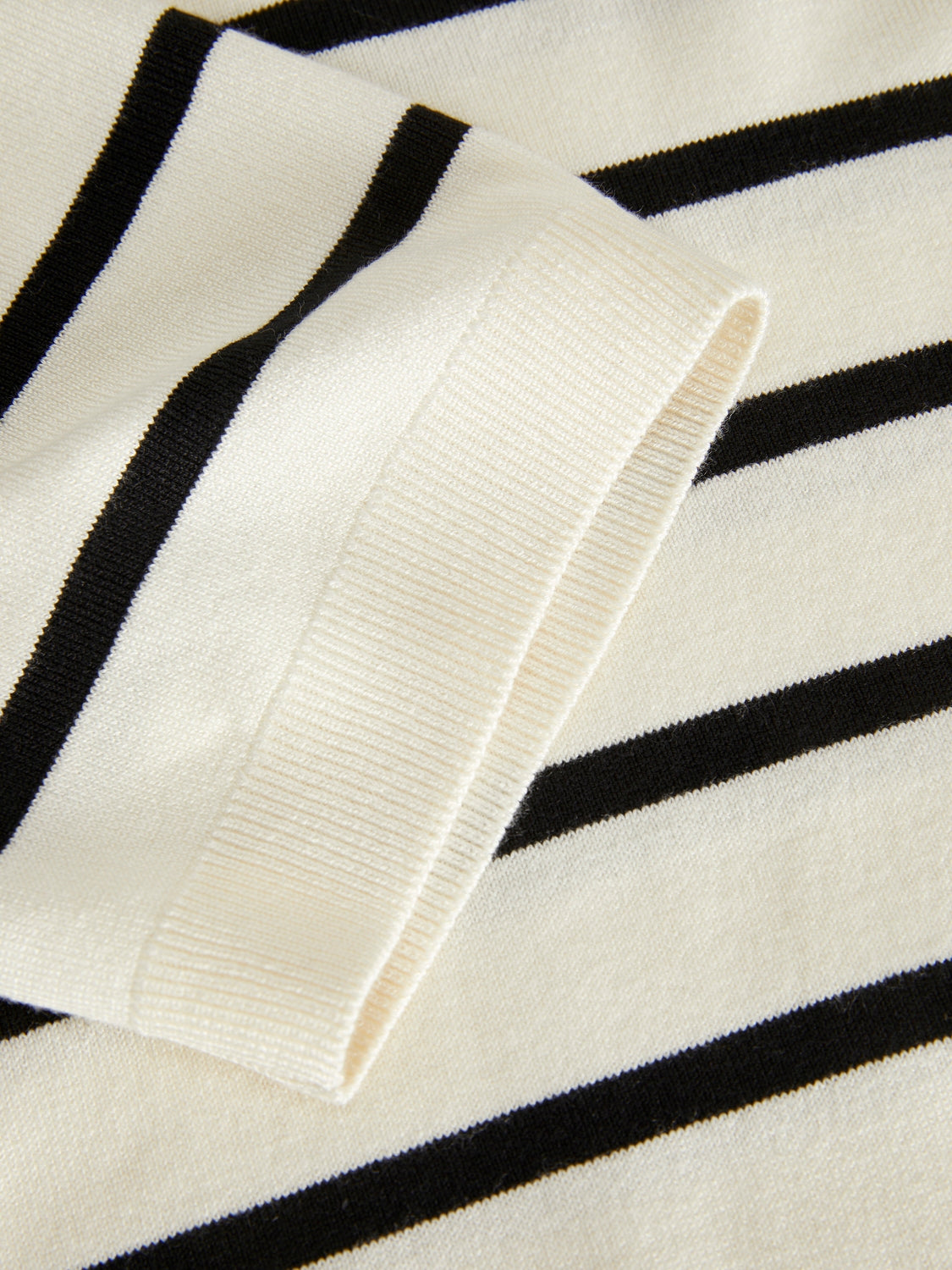 JXLAYLA COMFY SS KNIT NOOS