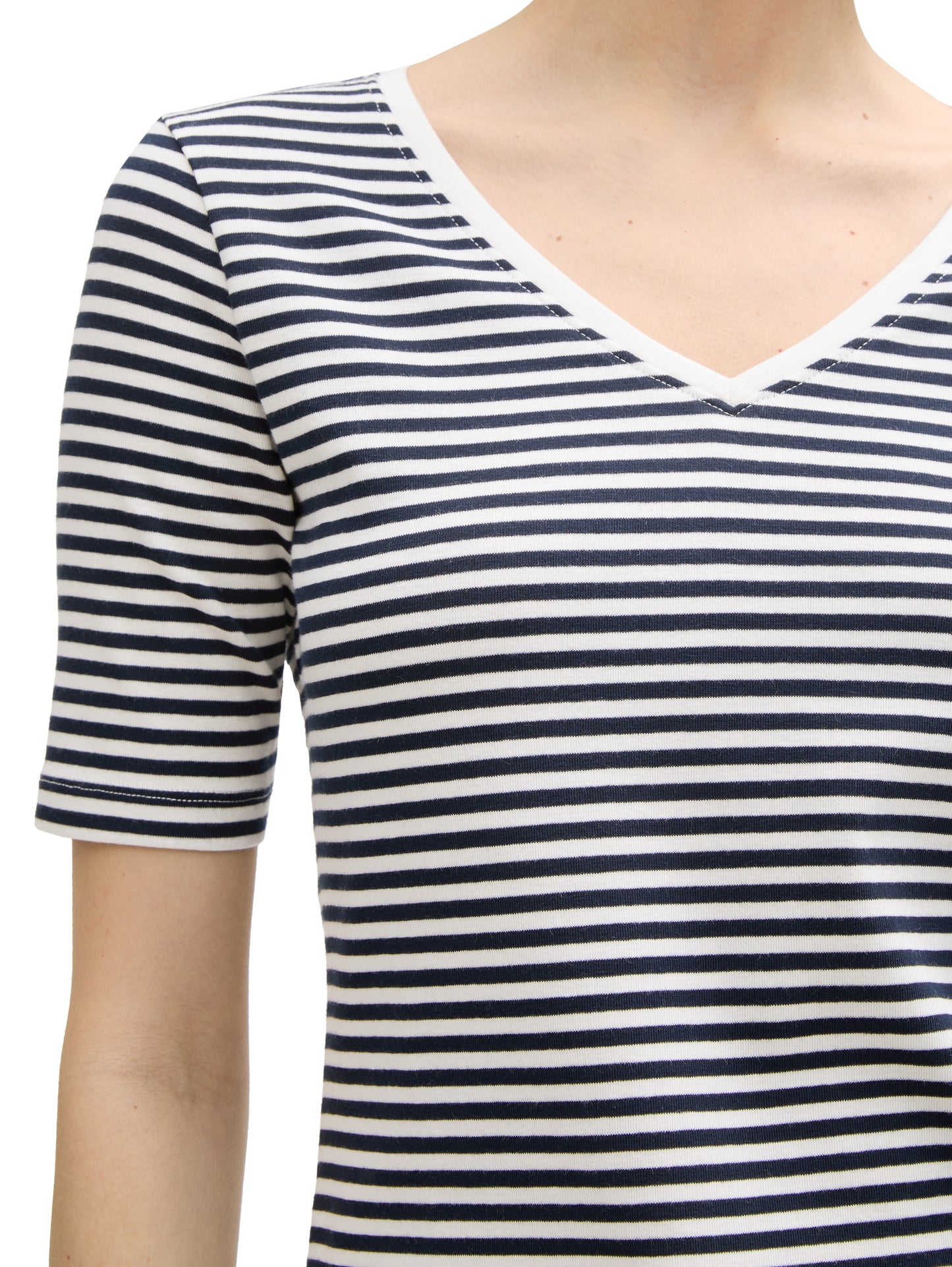 T-Shirt mit V-Ausschnitt