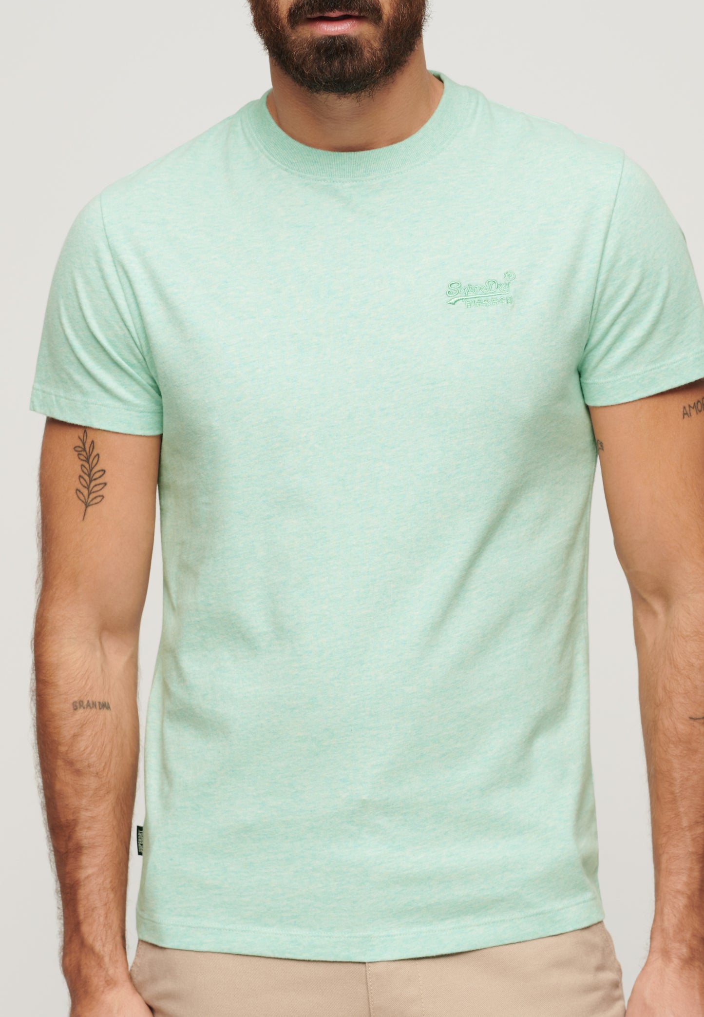 Essential T-Shirt aus Bio-Baumwolle mit Logo