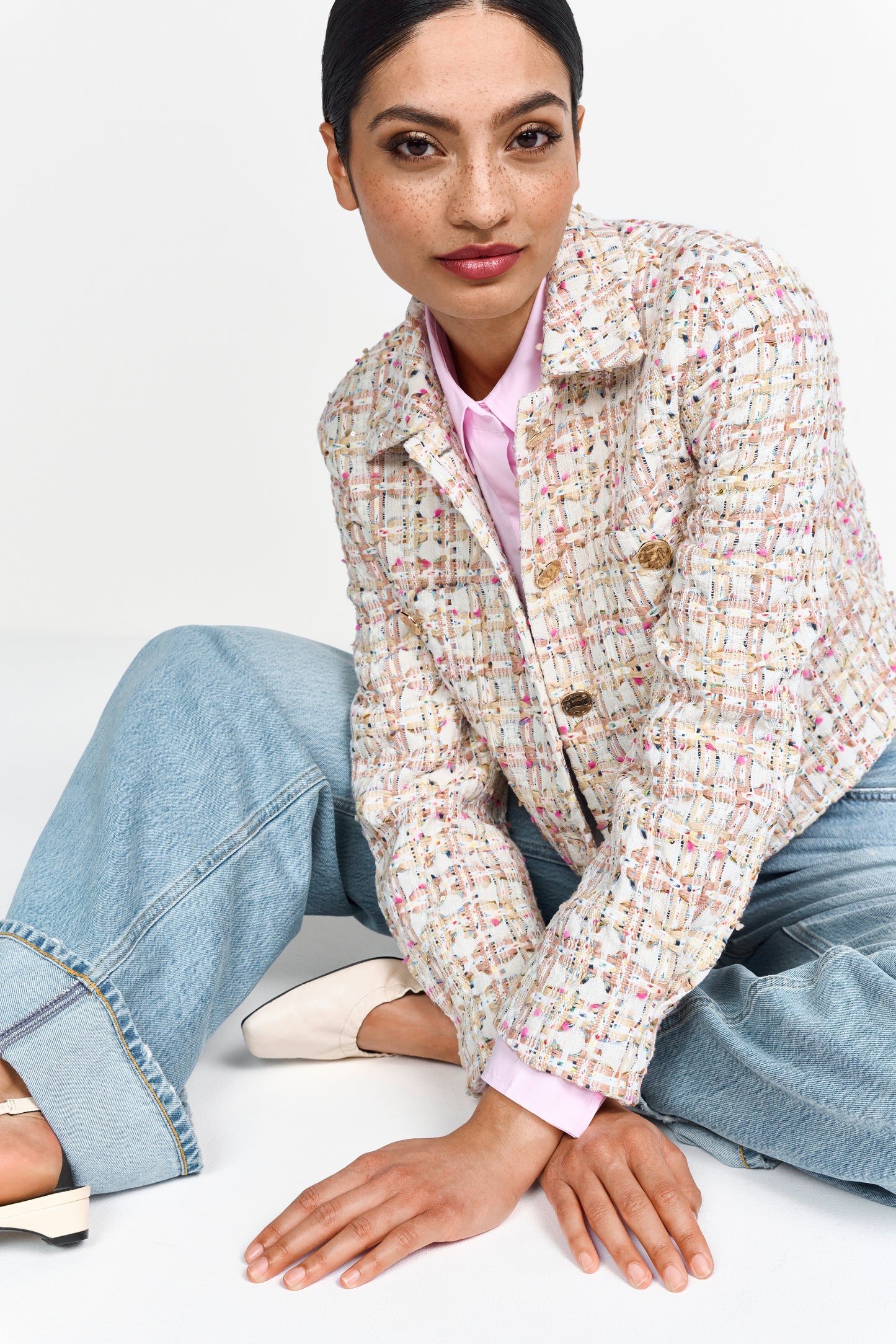 Boxy jacket with shirt collar