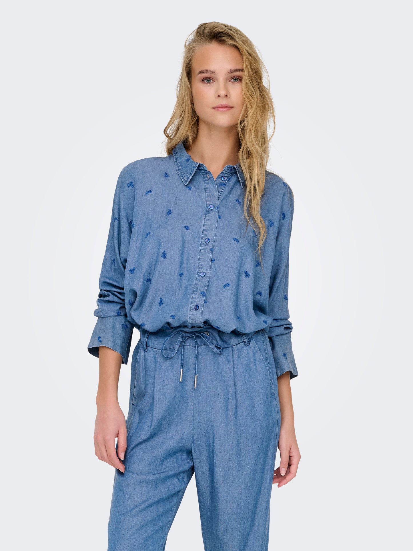 ONLNEW GRACE CHARIS LIFE LS SHIRT CC WVN