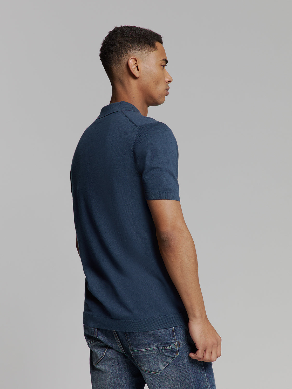 Pullover Short Sleeve Polo V Solid