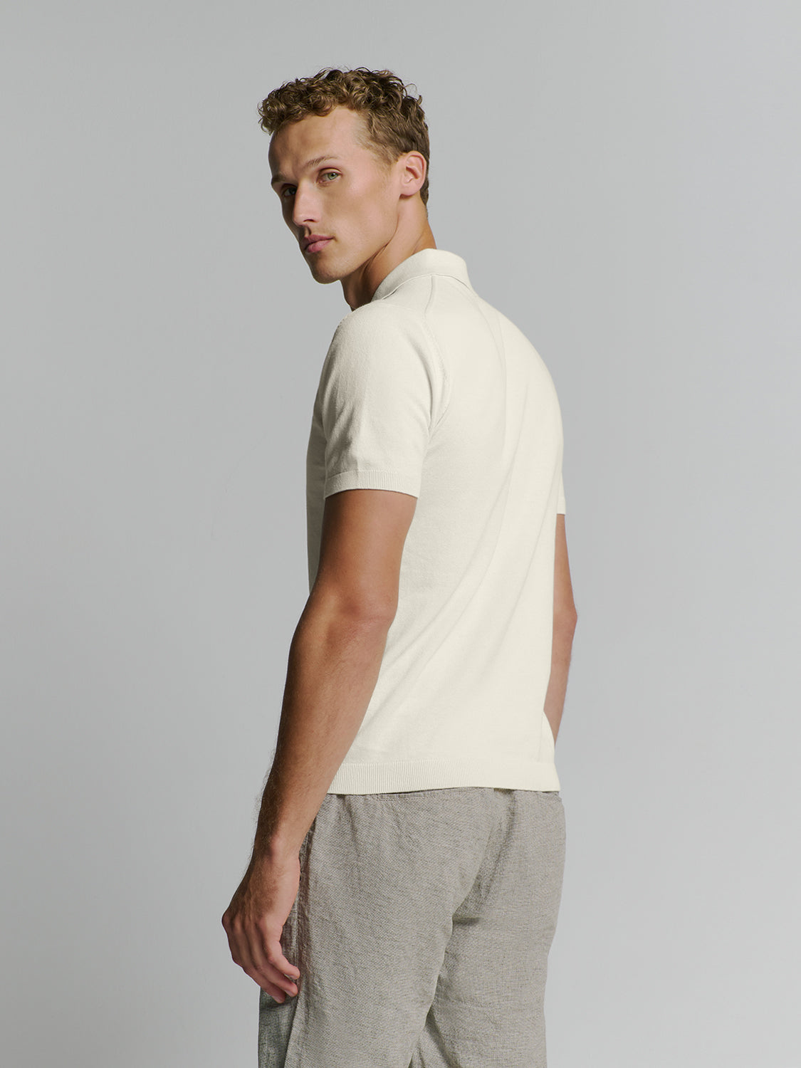 Pullover Short Sleeve Polo V Solid