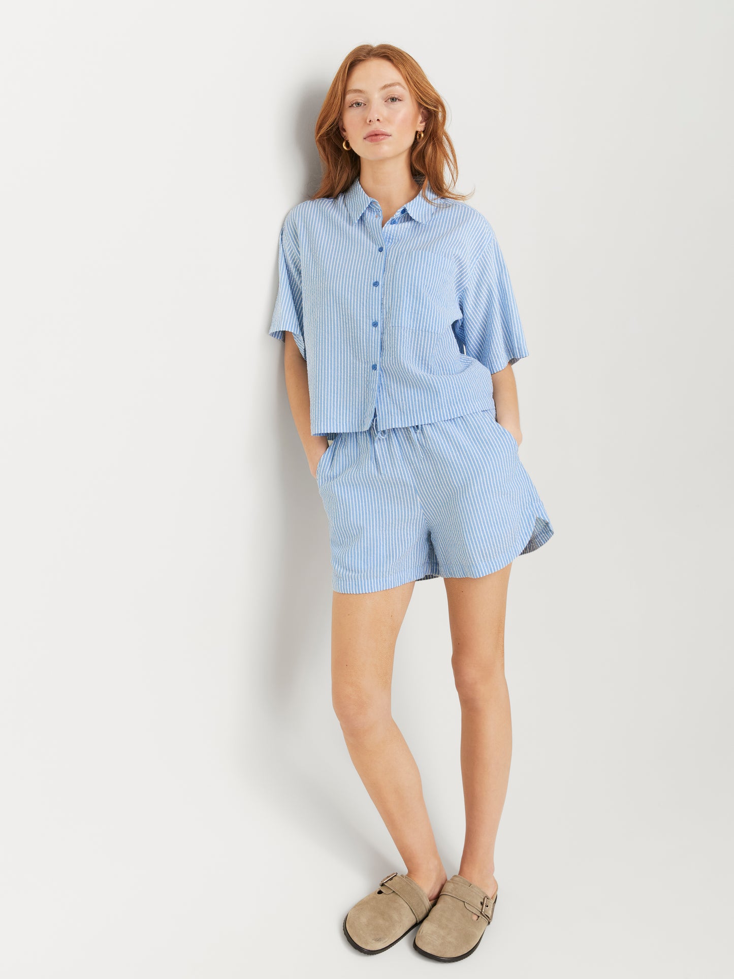 JXWINDY SEERSUCKER HW SHORTS WVN SN