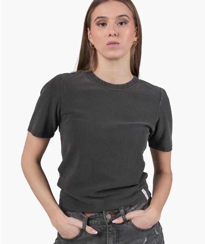 Shirin Dyevid Shört, black
