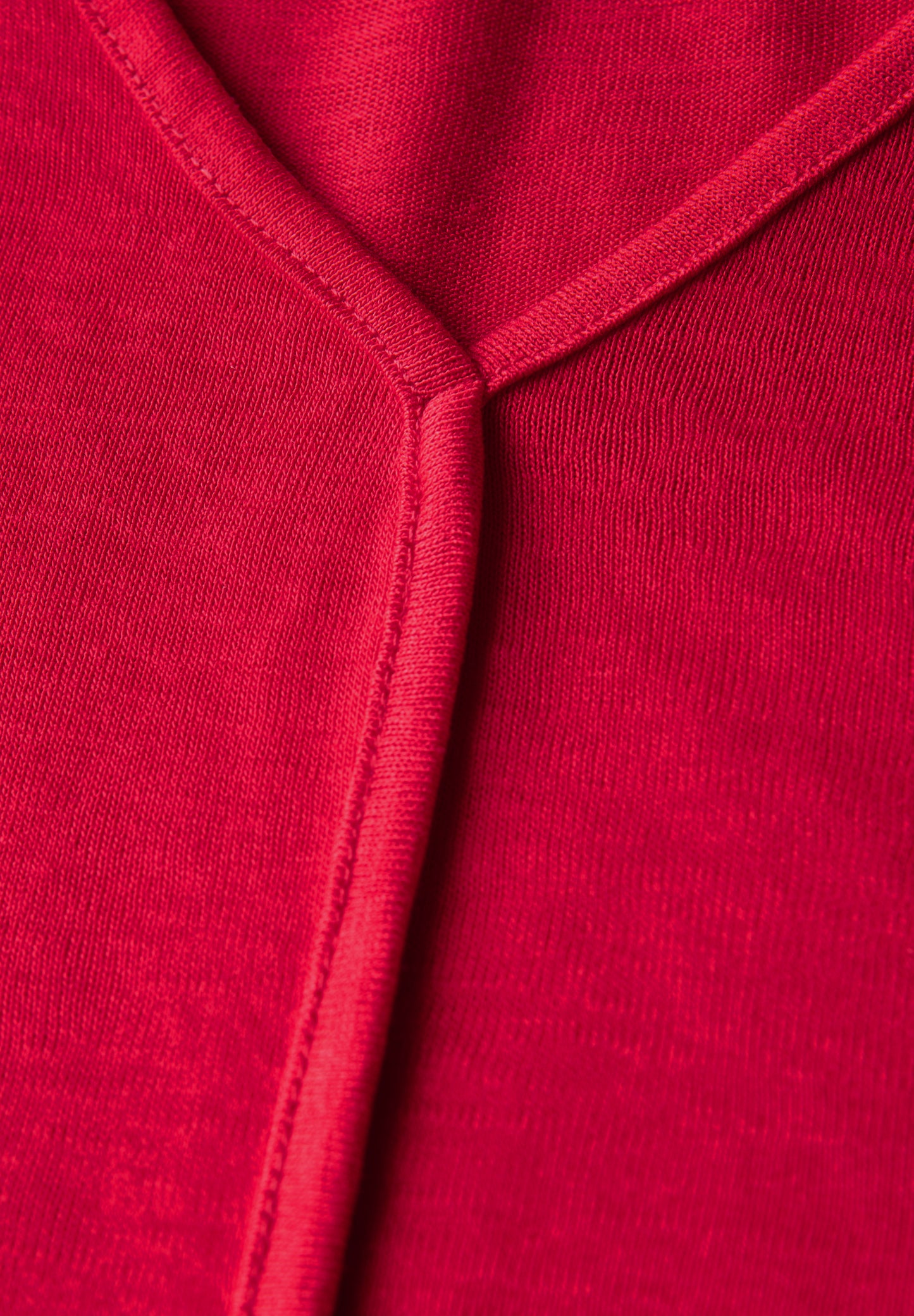 T-Shirt mit Deko-Nähten