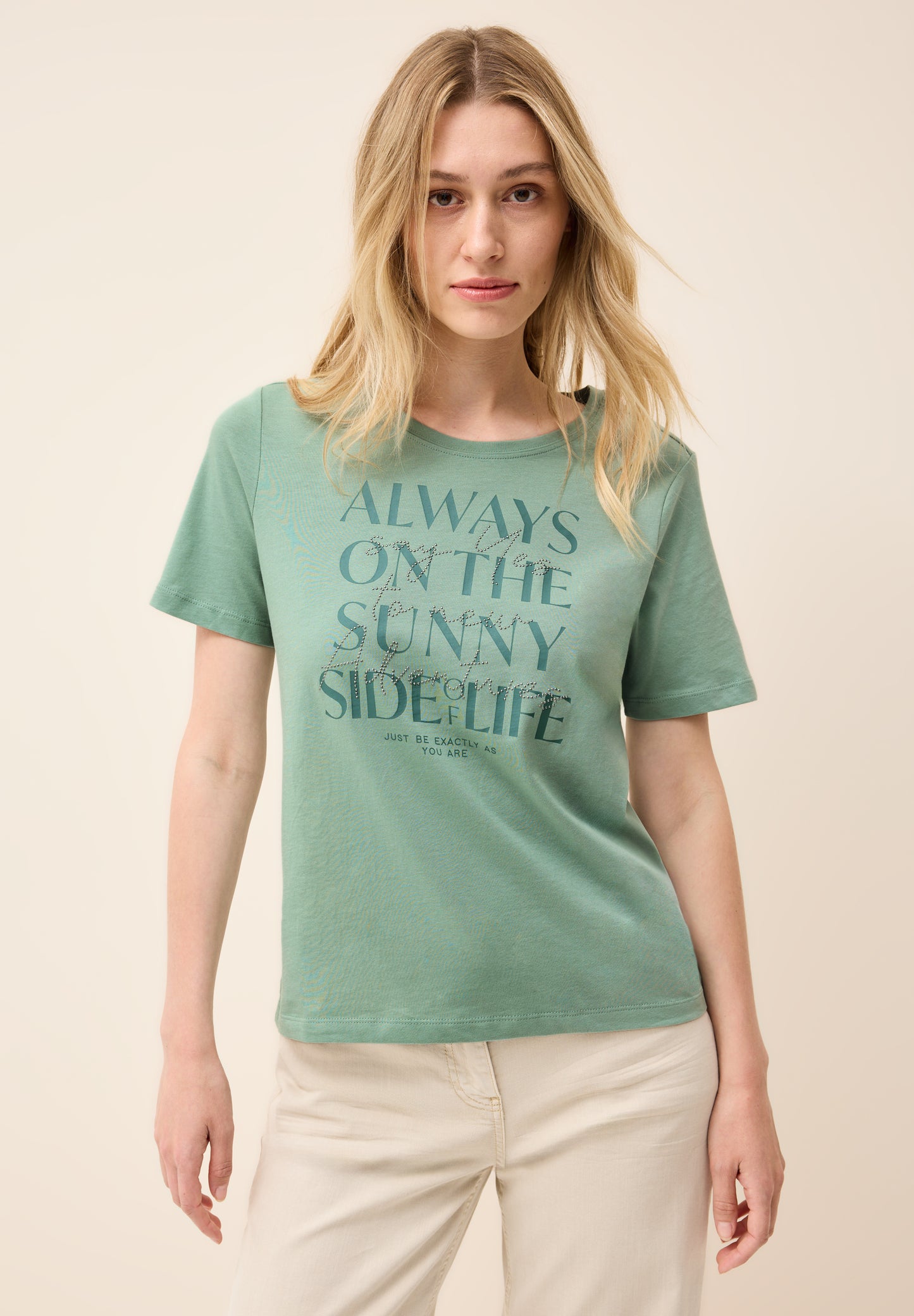 Shirt mit Wording Artwork