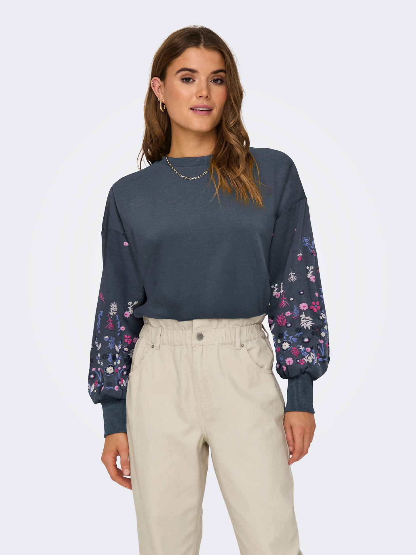 ONLBROOKE L/S O-NECK FLOWER SWT NOOS