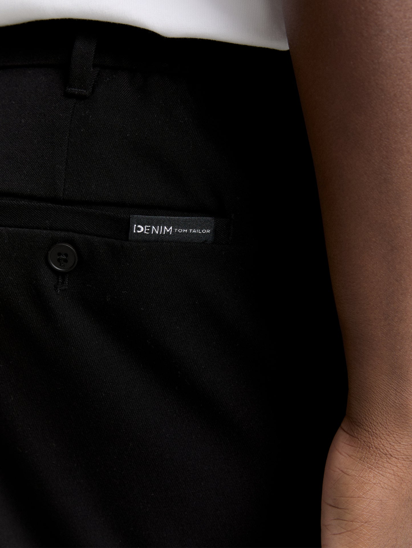 TTLoose Chino Hose mit Bügelfalte