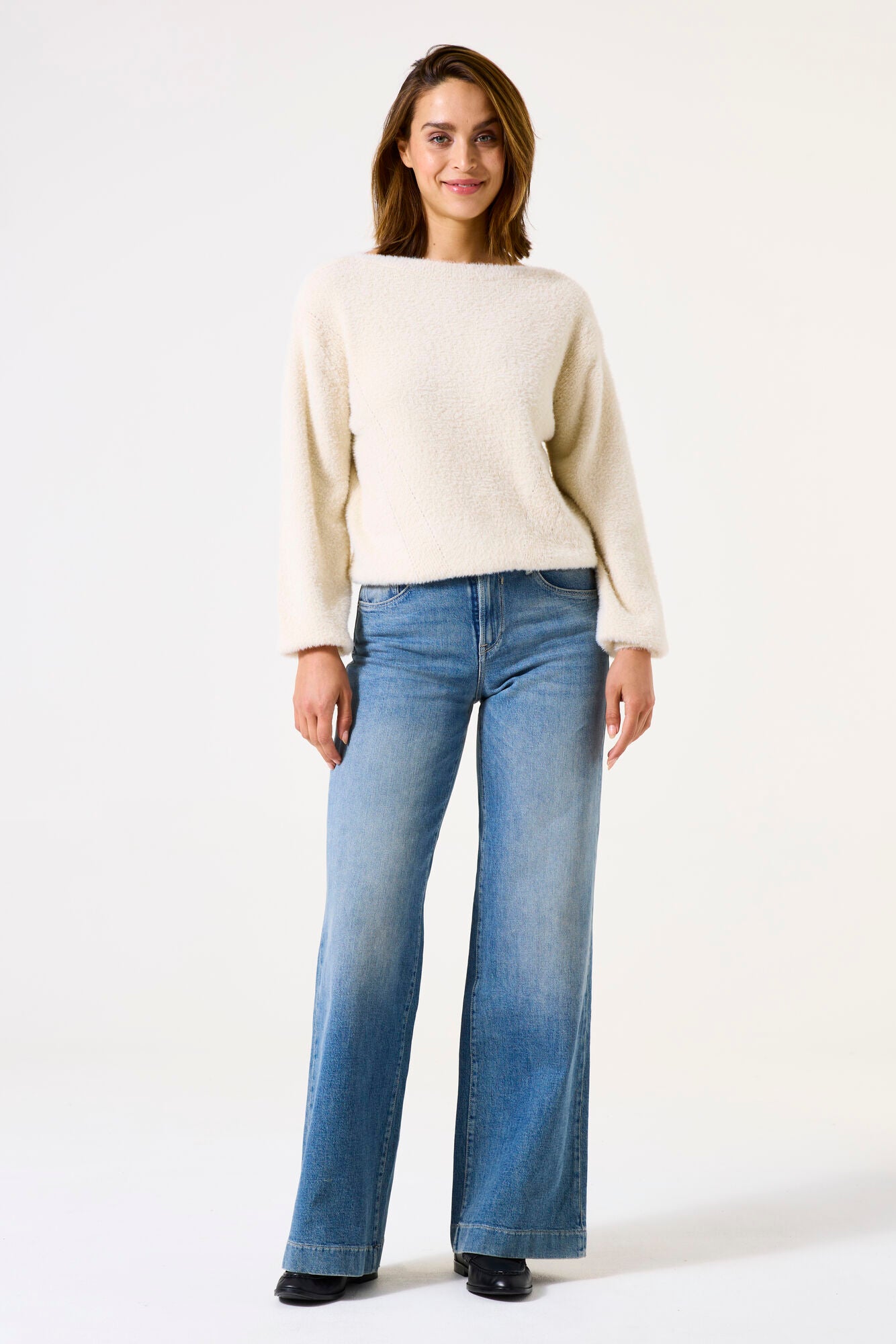 249 Celia wide