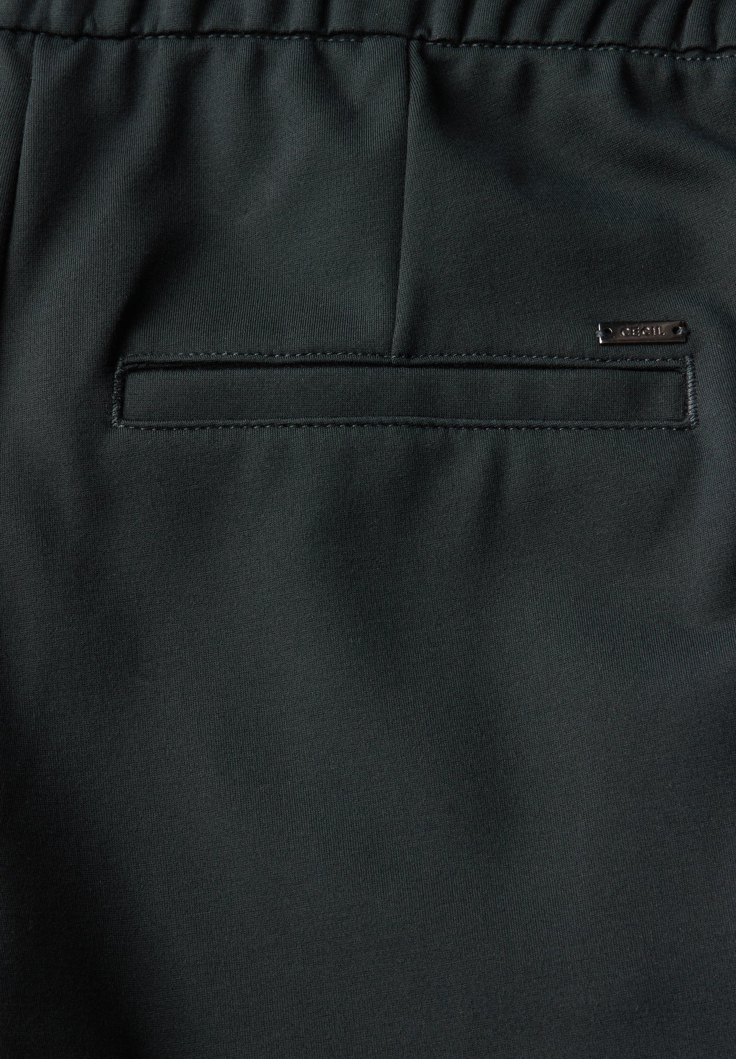 Casual Fit Hose