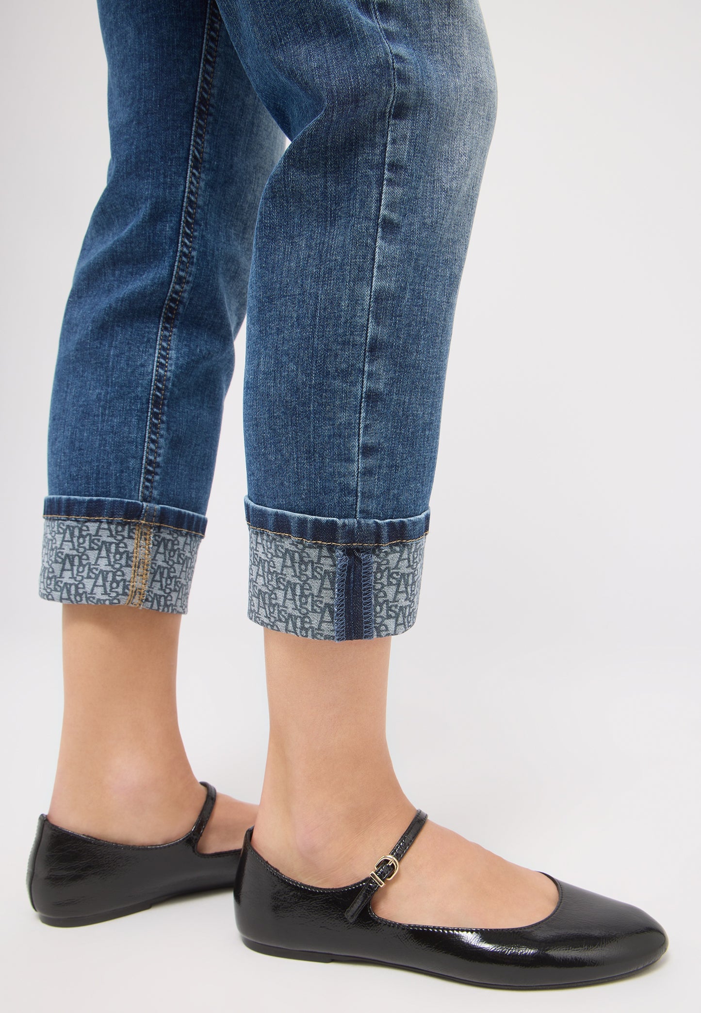 346340800-3388 CICI CROP FONT