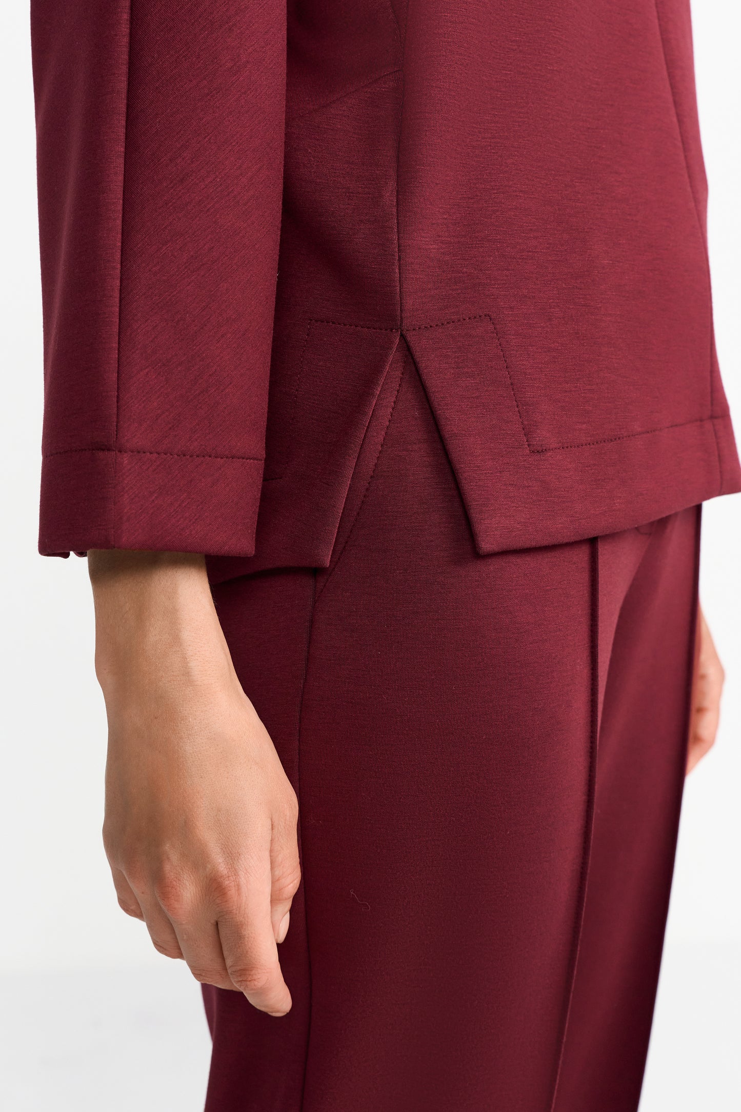 Sweatshirt with Seams