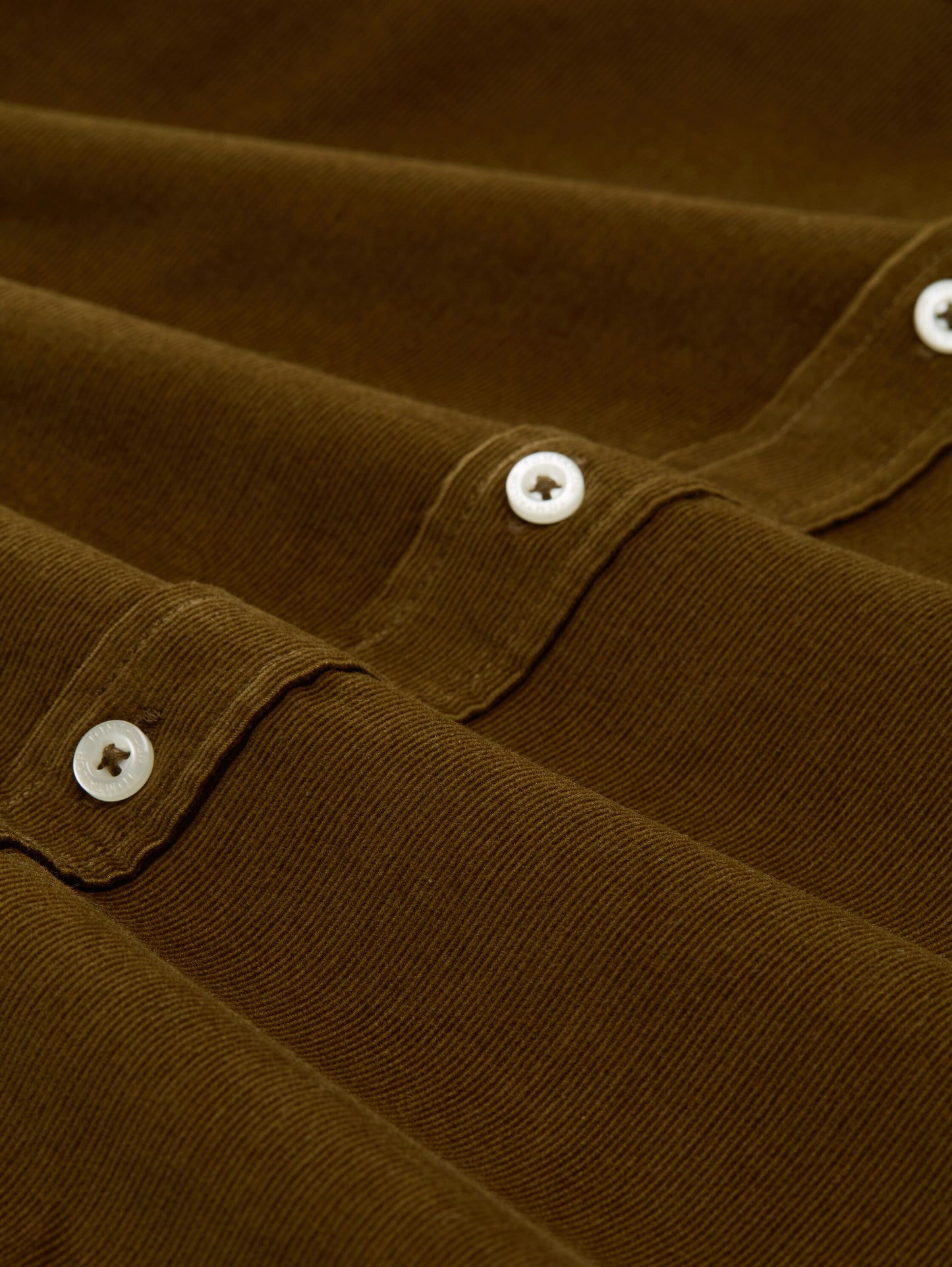 Regular Fit Cordhemd mit Brusttasche