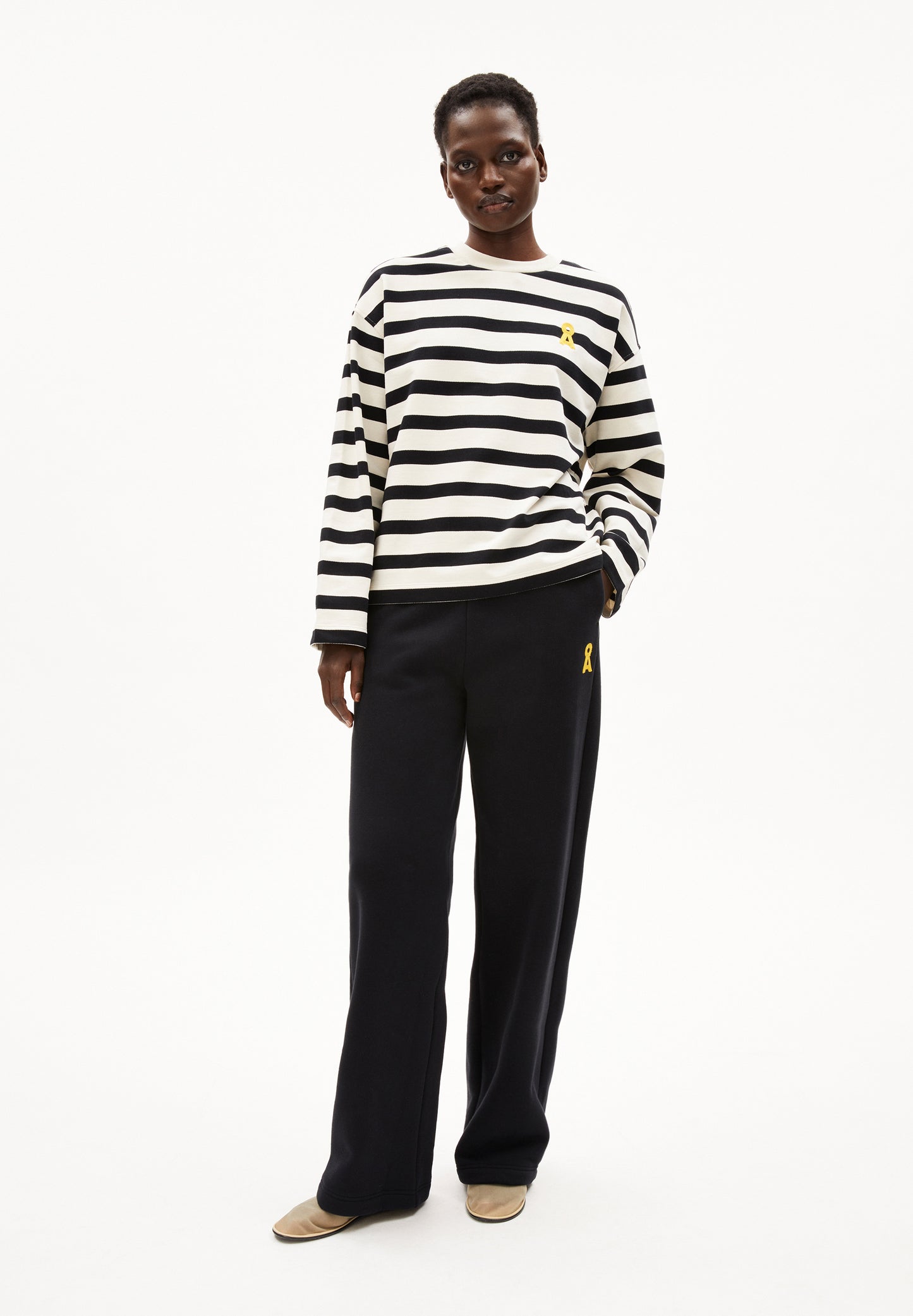 ICONIC Å FRANKAA BOLD SWEAT