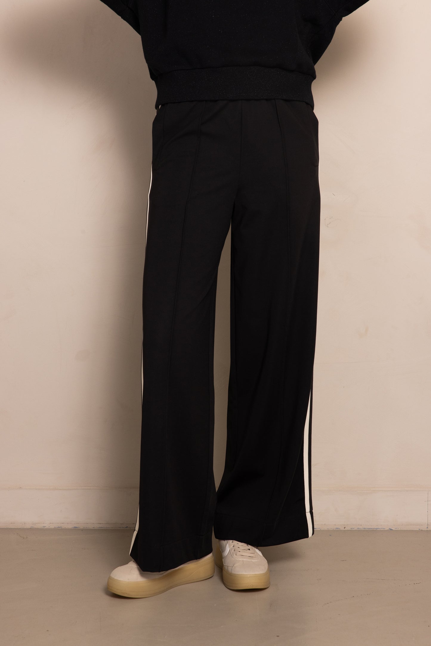 Zhrill Hose sportiv FBlack 117