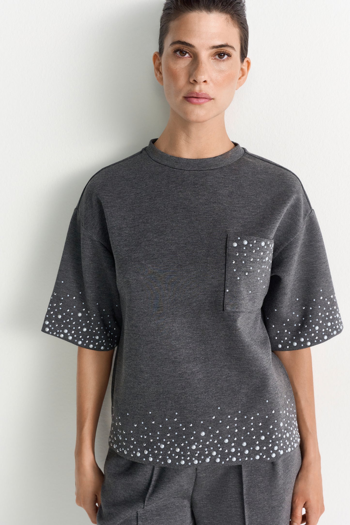 Scuba T-Shirt with Strass Appliaction