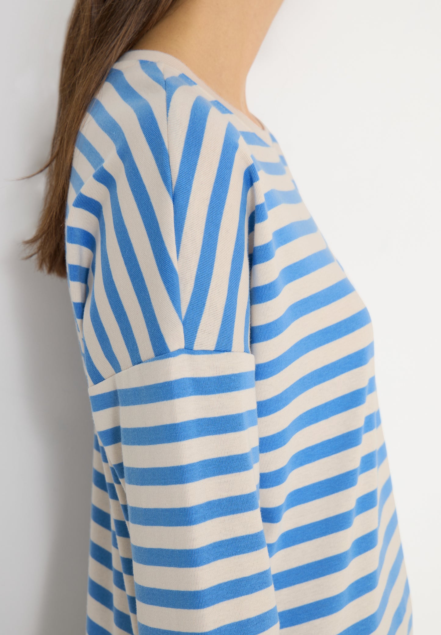 Gestreiftes Shirt