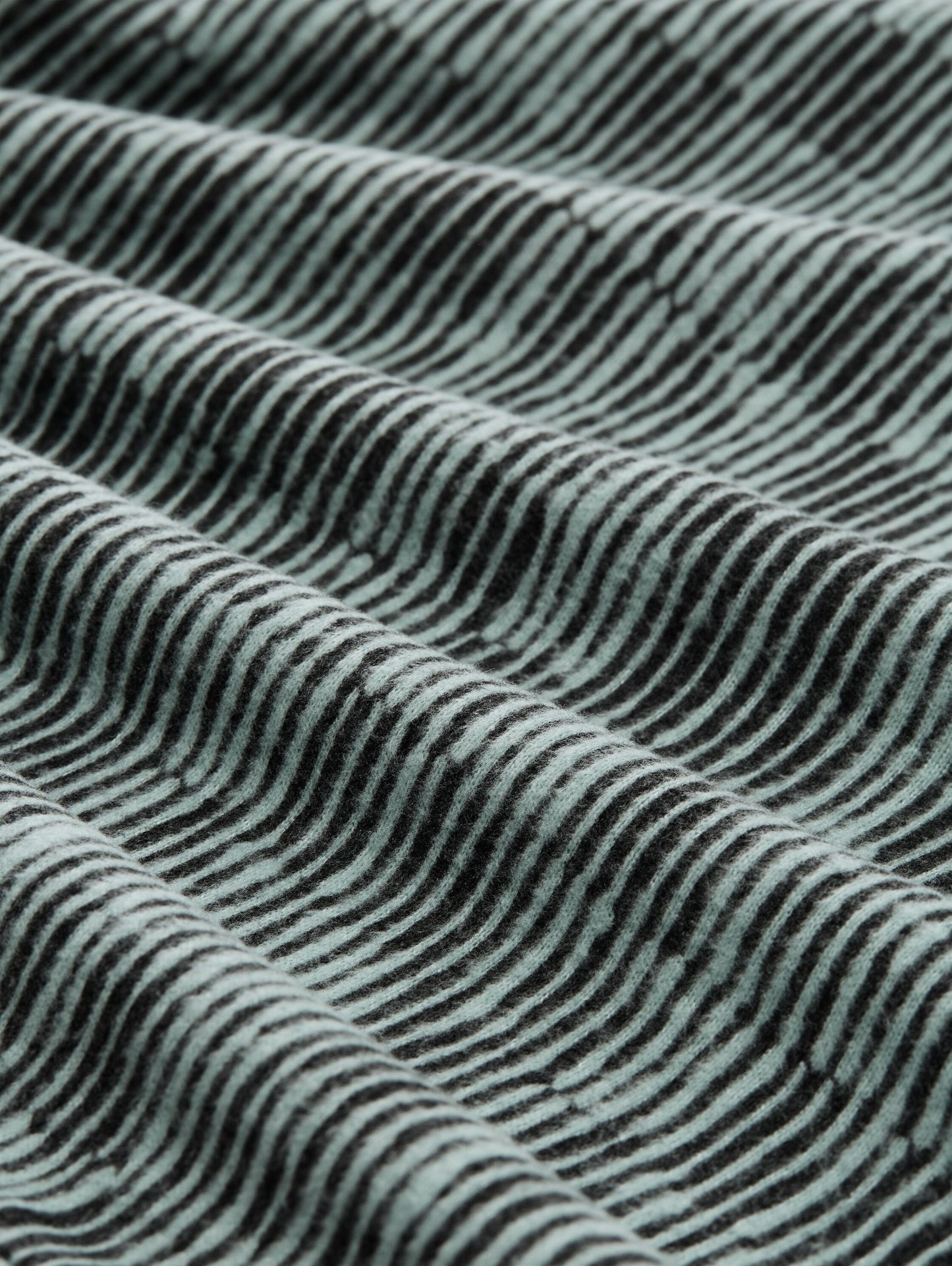 Plus Size - Langarmshirt mit Print