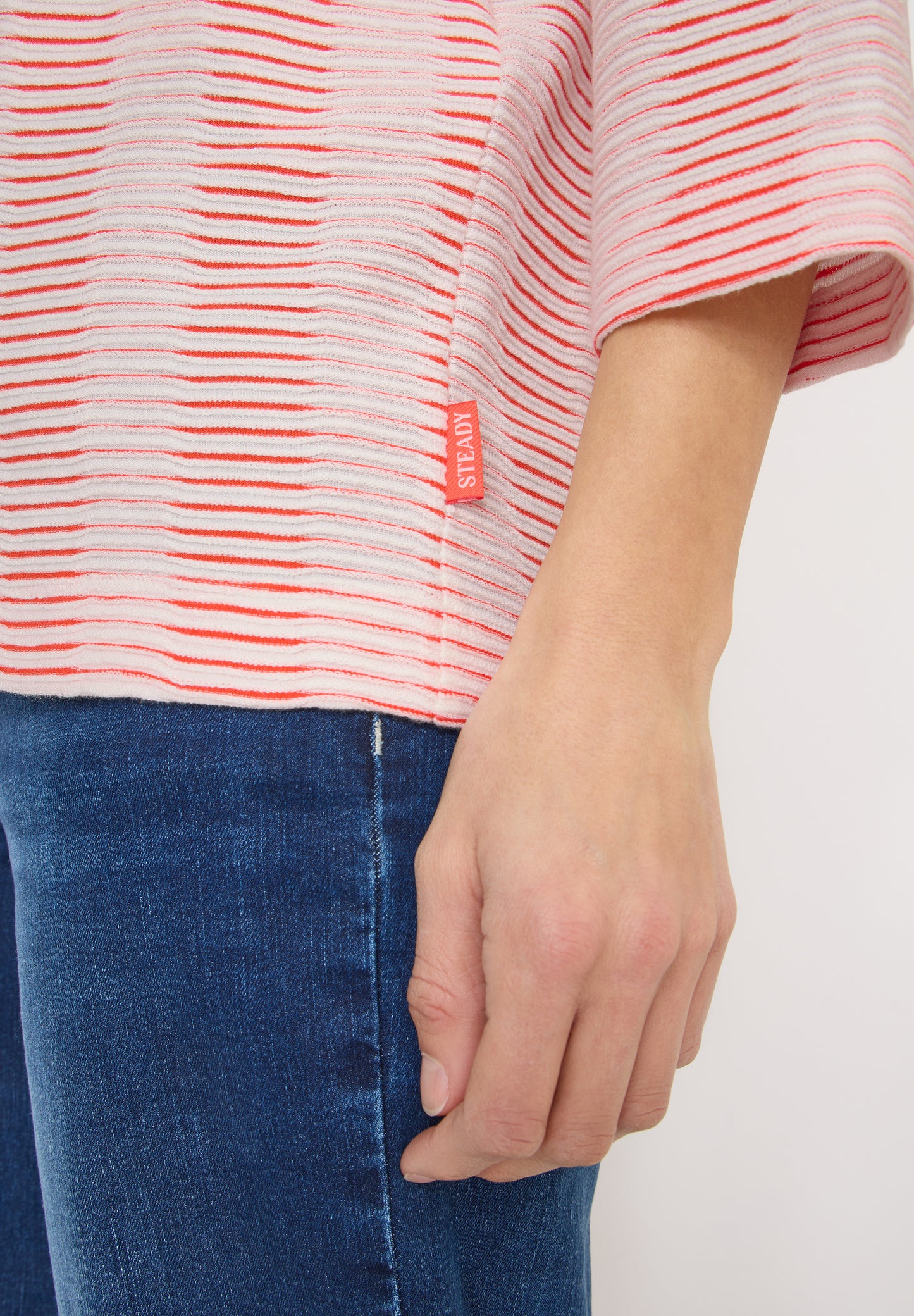 Gestreiftes Strukturshirt