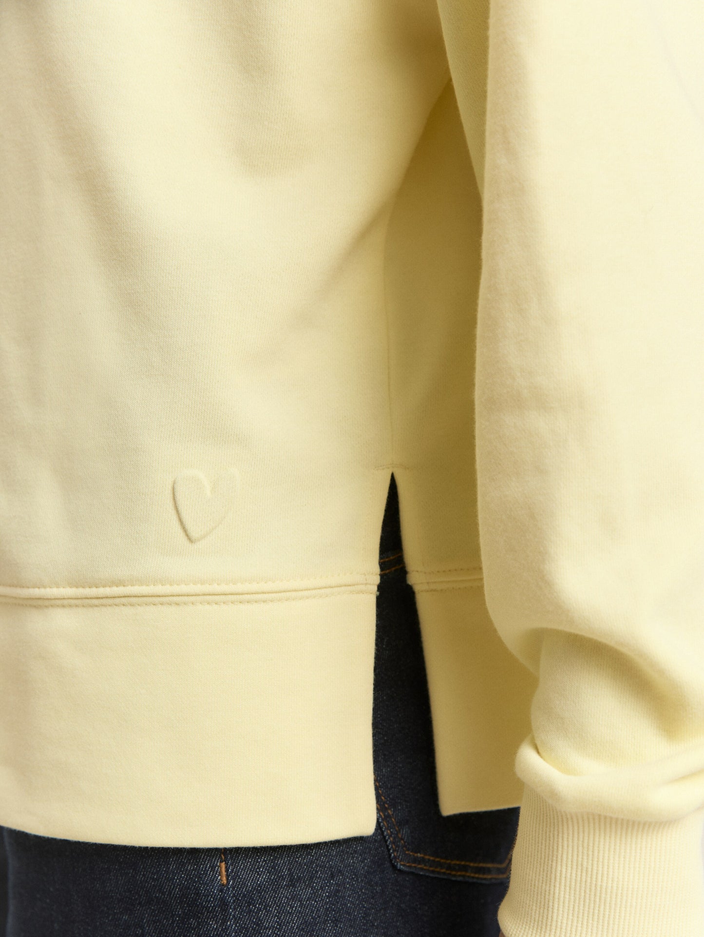 Hoodie Sweatshirt mit Herz-Detail