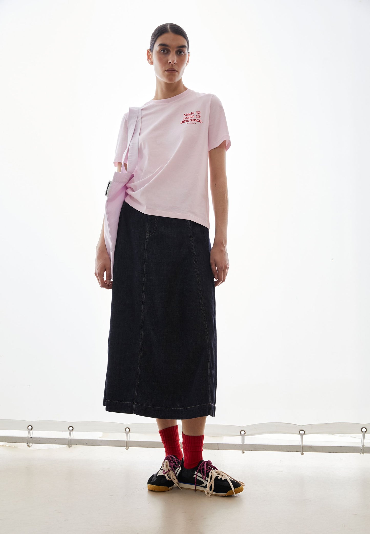 LUALAA EMBRO T-SHIRT