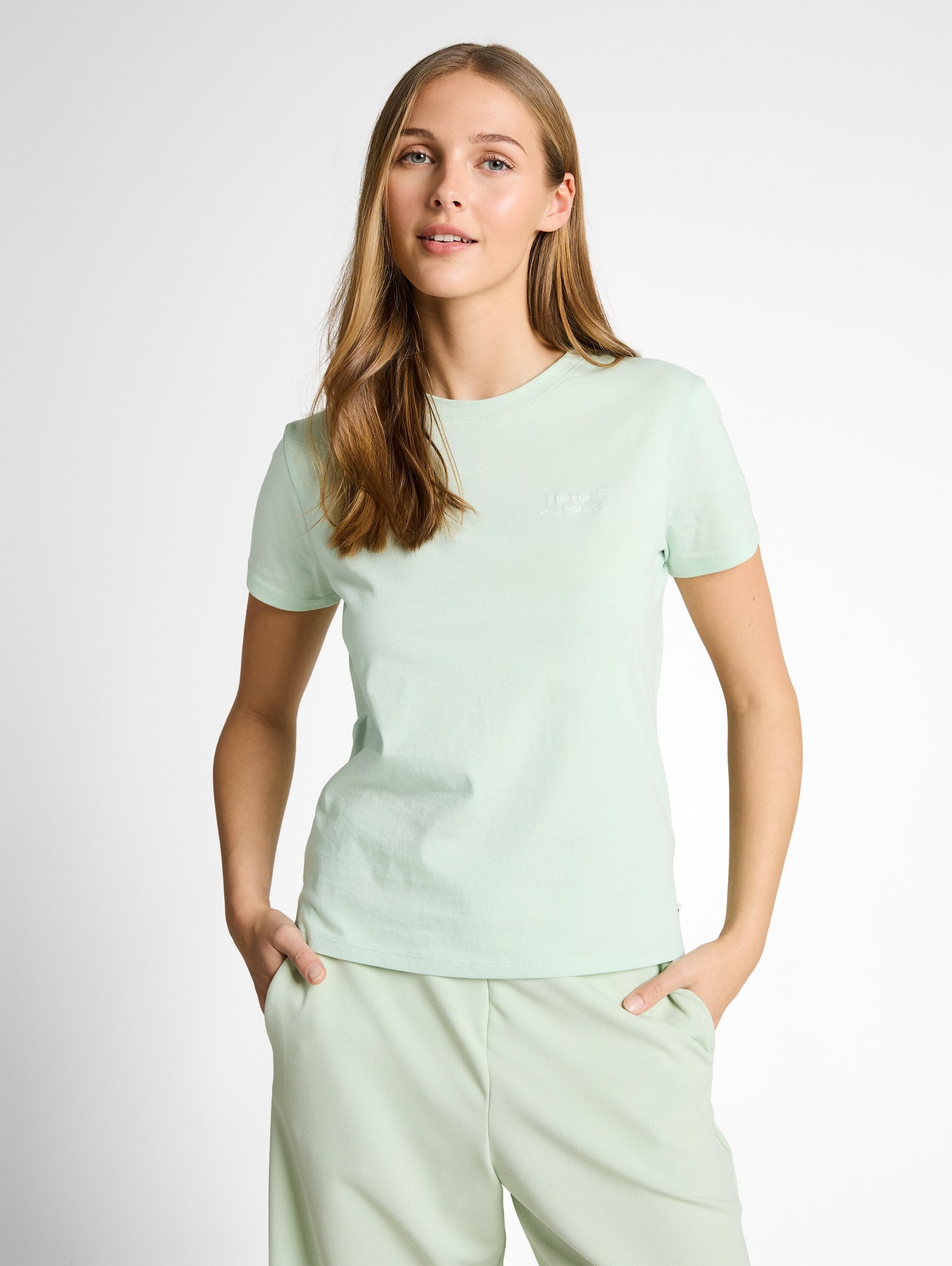 T-Shirt mit Stickerei