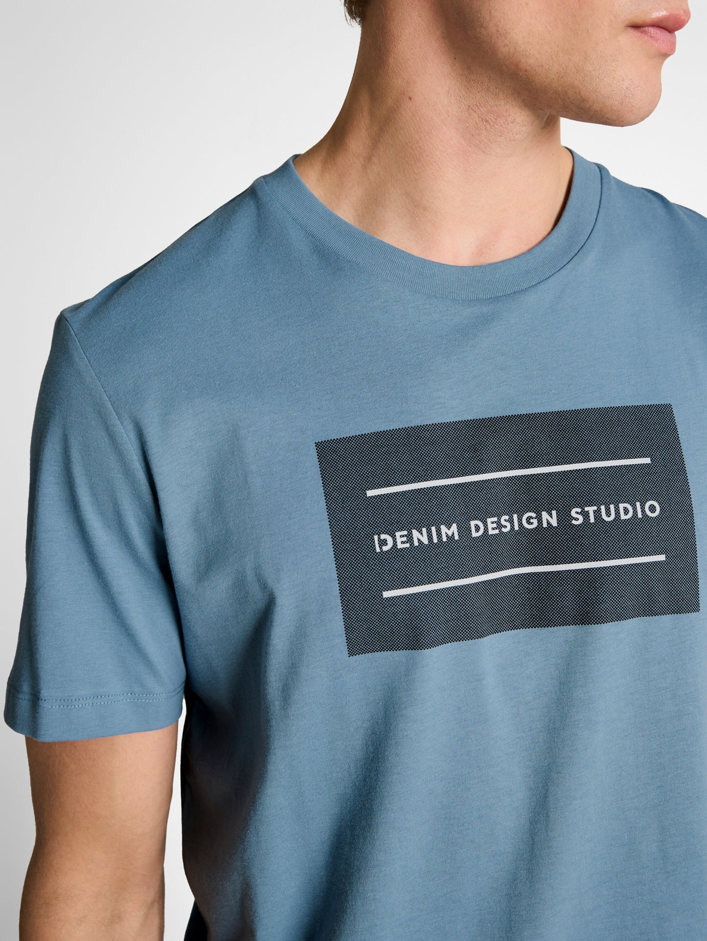 Basic T-Shirt mit Logo-Print