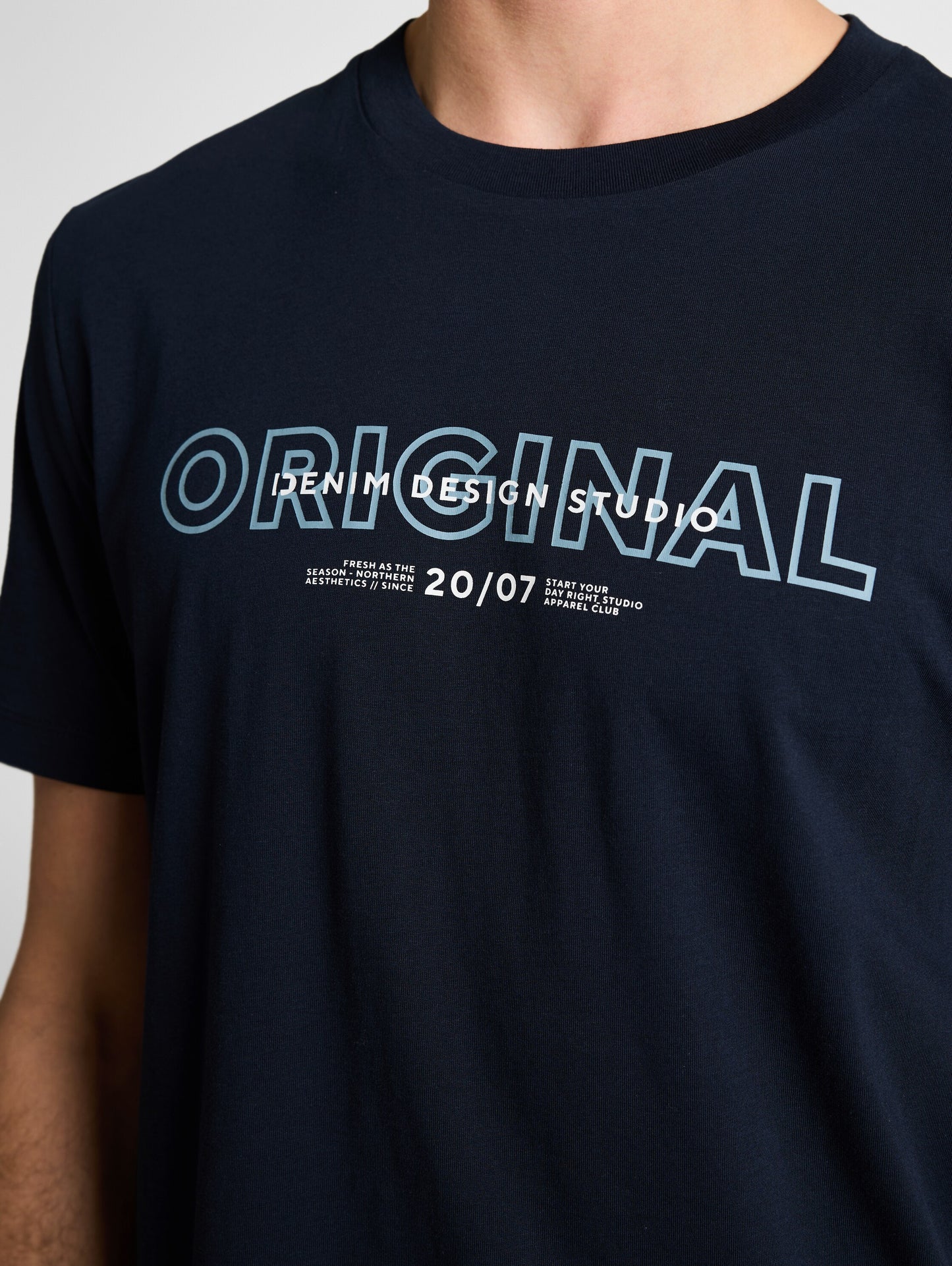 Basic T-Shirt mit Logo-Print