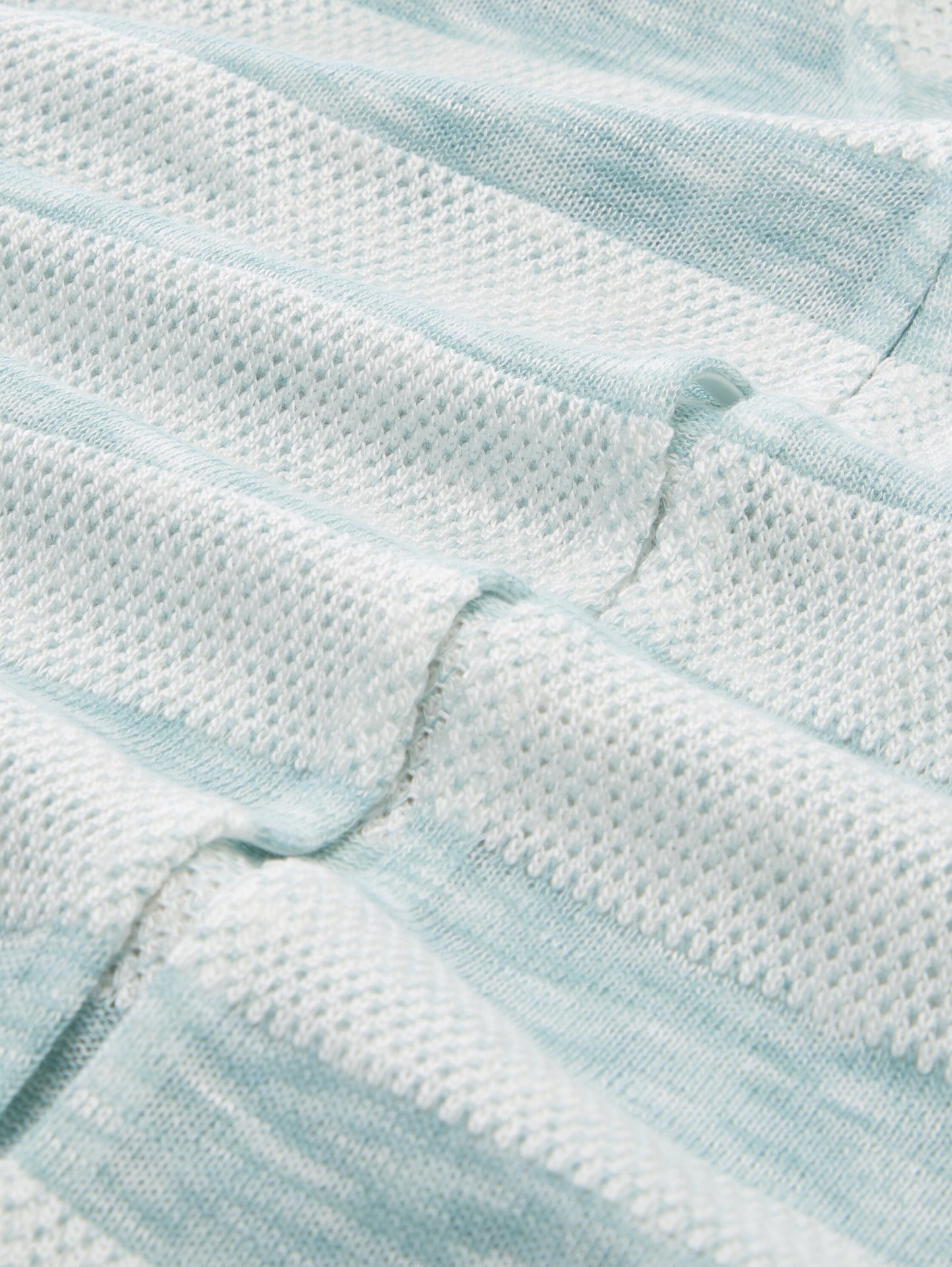 Cardigan mit V-Ausschnitt und Streifenmuster
