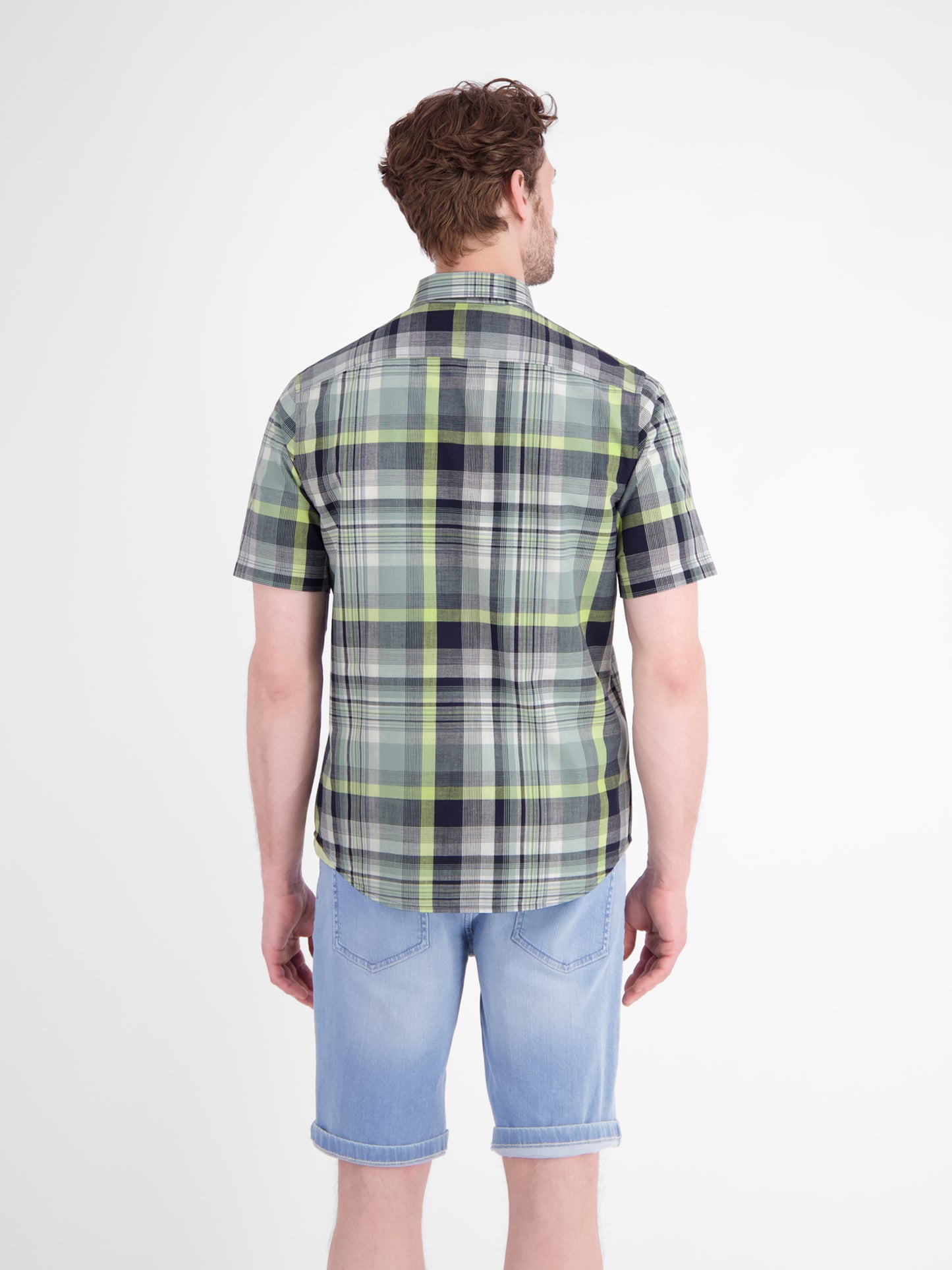 BUTTON DOWN