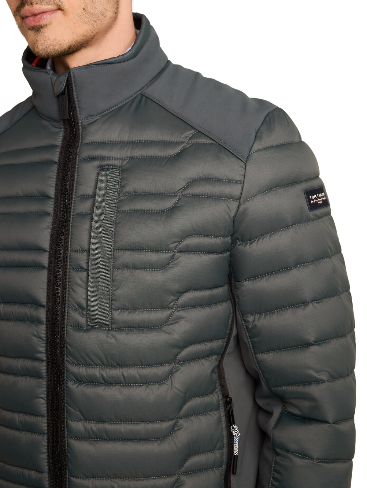 Lightweight Hybrid Steppjacke mit Stehkragen
