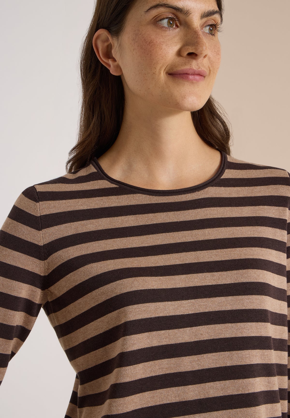 Pullover mit Rundhals und Streifen