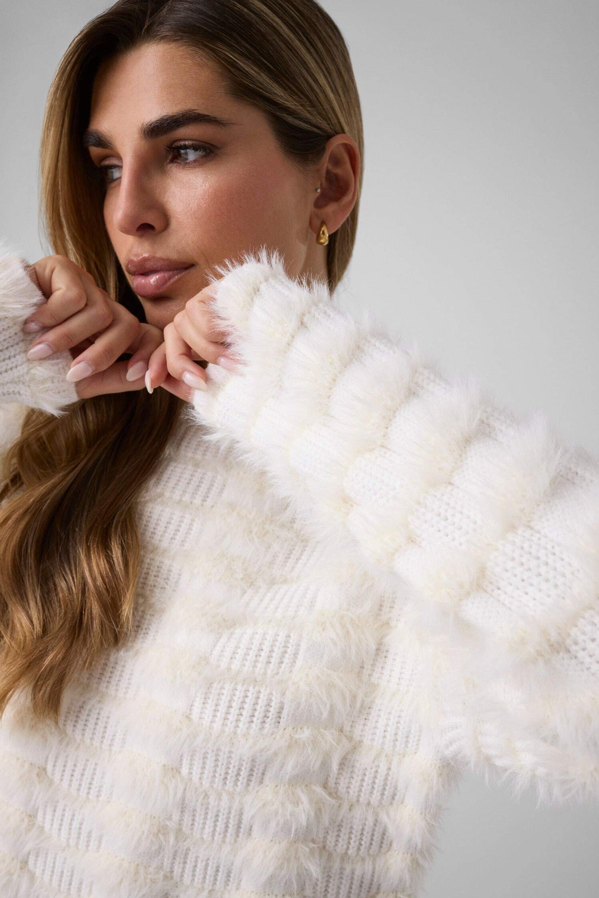 LS BN LEILANI FUZZY SWEATER