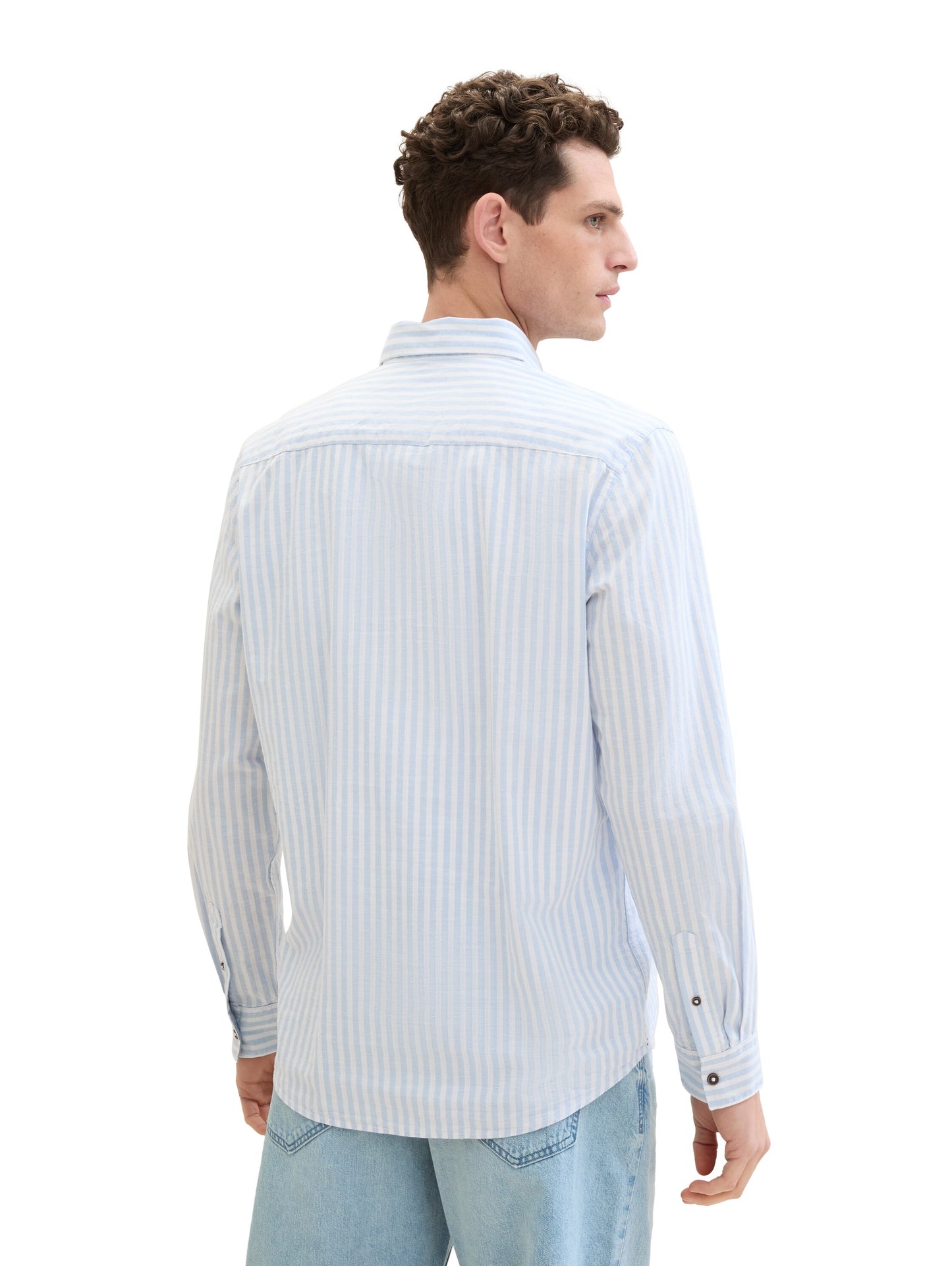 striped shirt