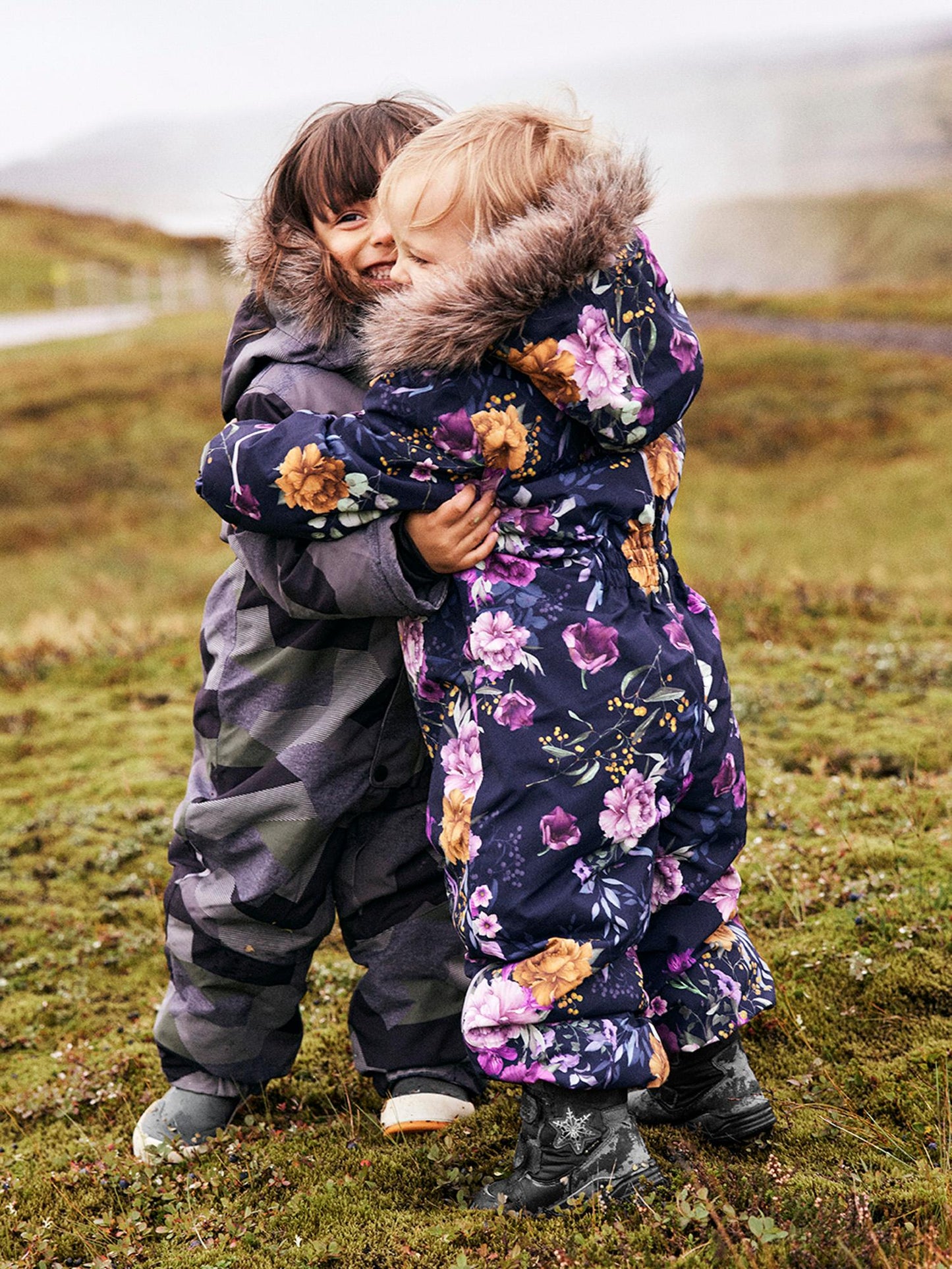 NMFSNOW10 SUIT FLOWER DANCE FO NOOS