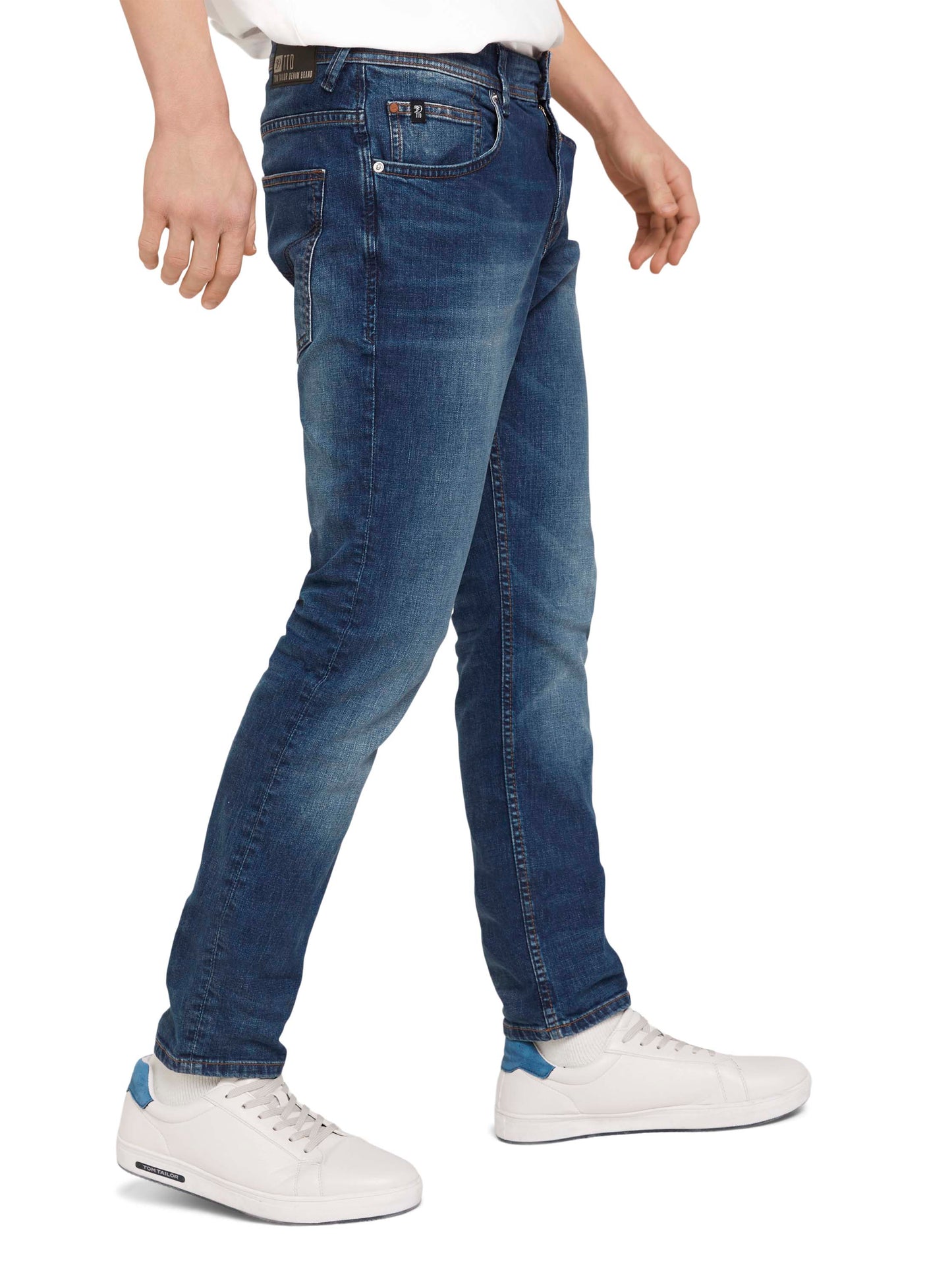 straight AEDAN blue denim, mid stone wash denim