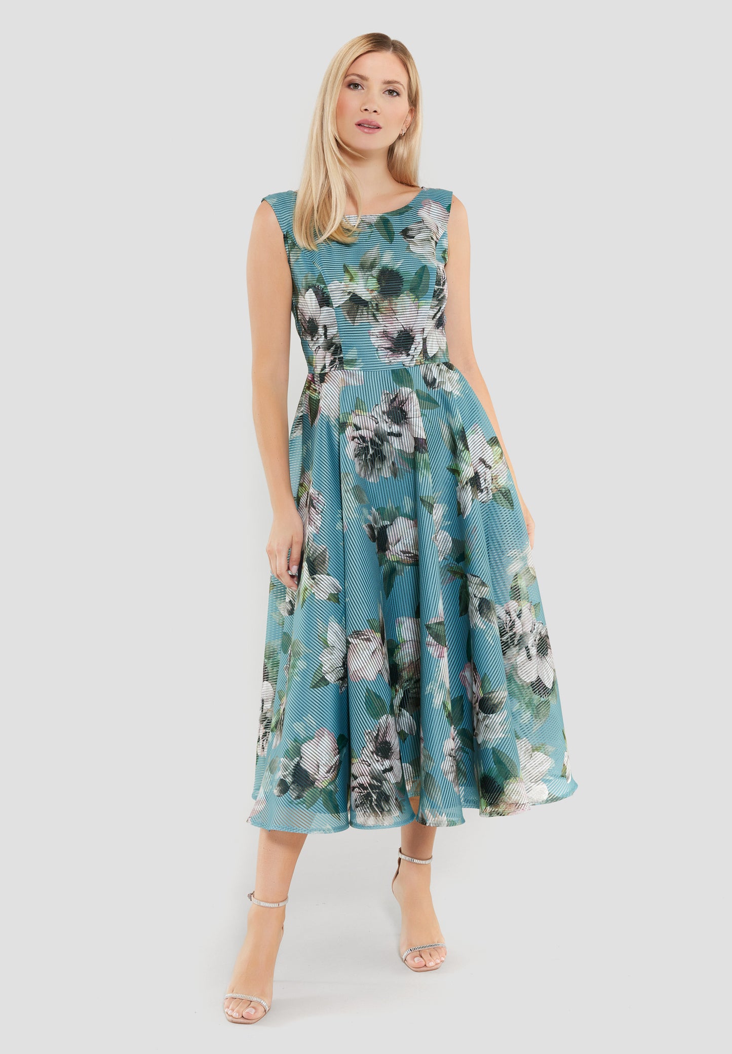 Cocktailkleid aus bedrucktem Streifenorganza