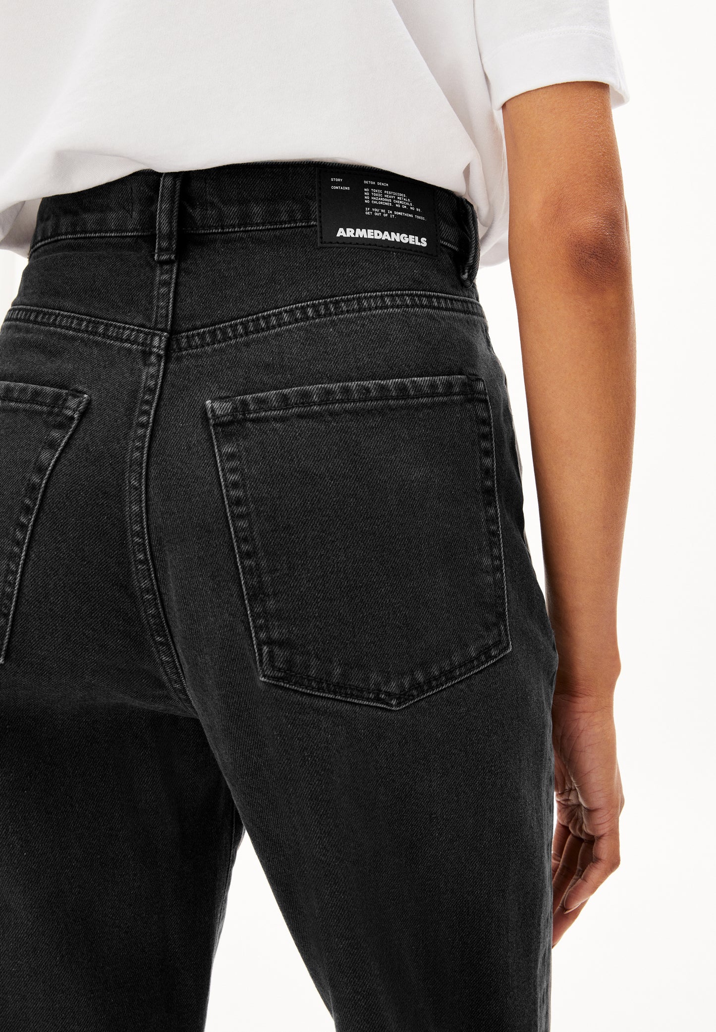 MAIRAA Denims / 5 Pockets Mom Solid, ebony black