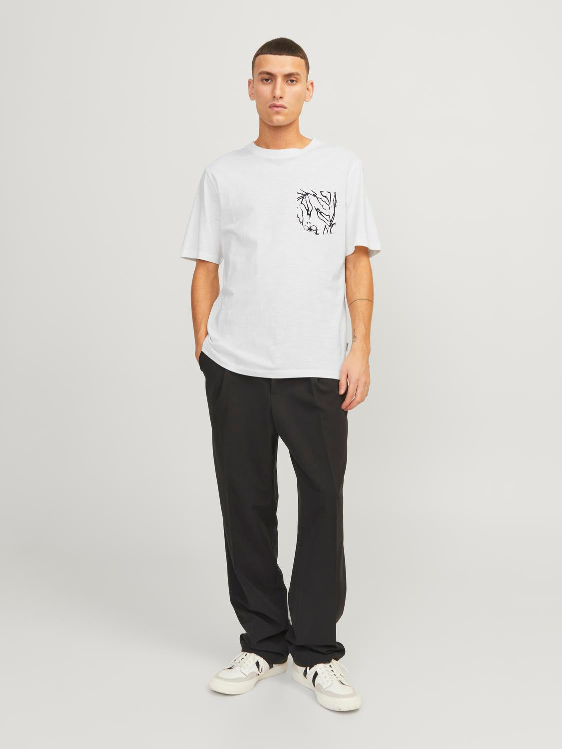 JORLAFAYETTE POCKET TEE SS CREW NECK LN