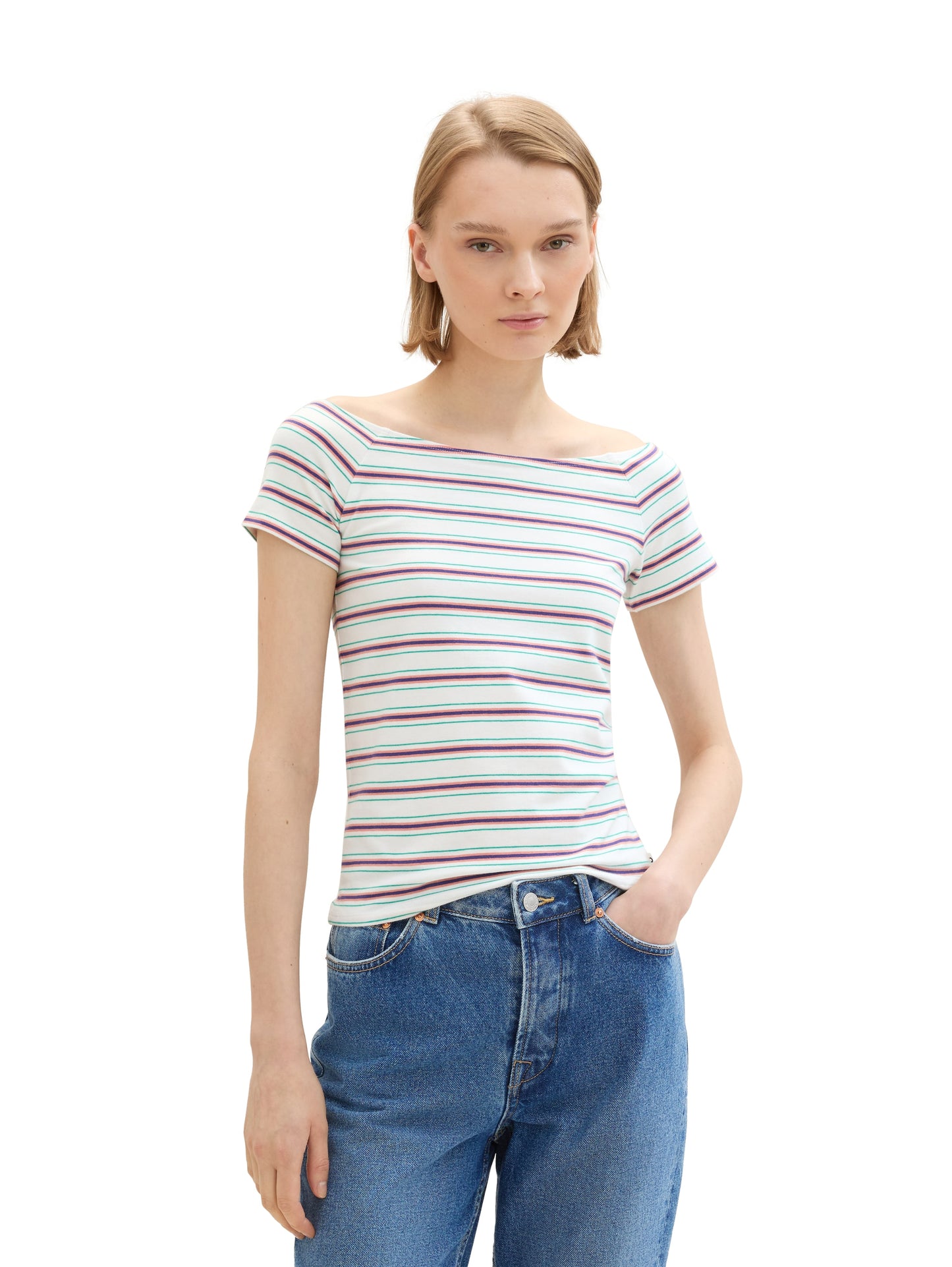T-Shirt mit Carmen Ausschnitt