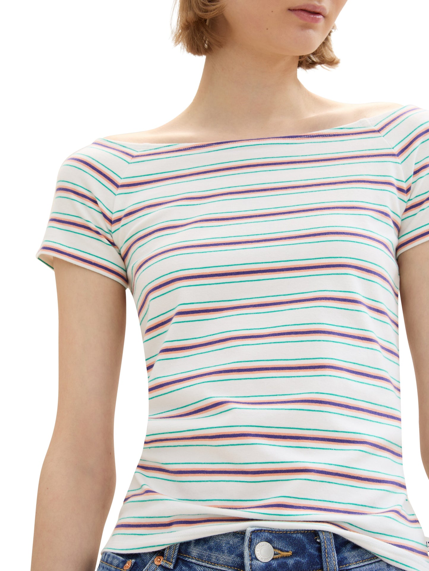 T-Shirt mit Carmen Ausschnitt