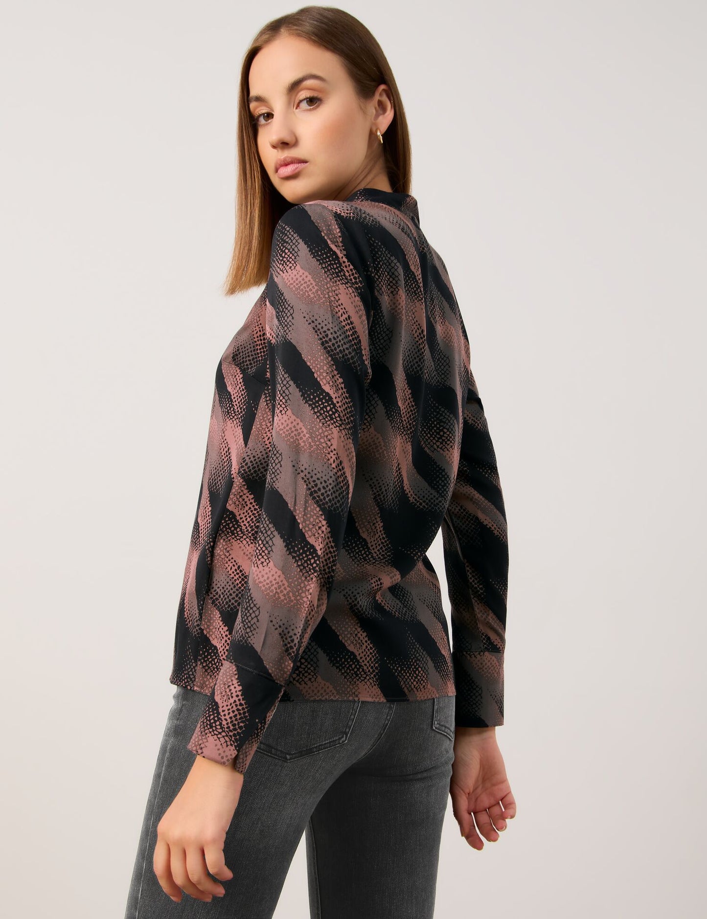 Blusenshirt mit V-Ausschnitt