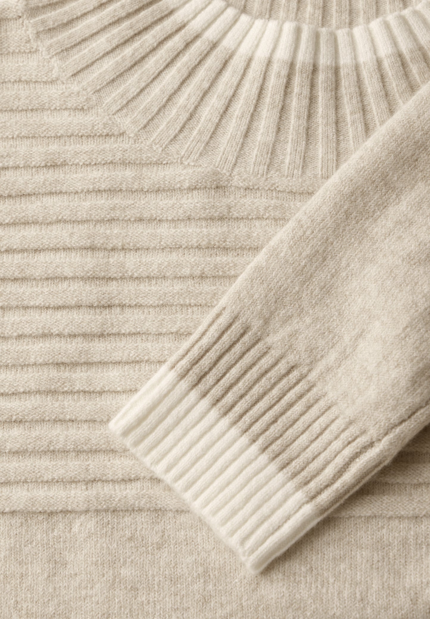 Strukturmix Pullover