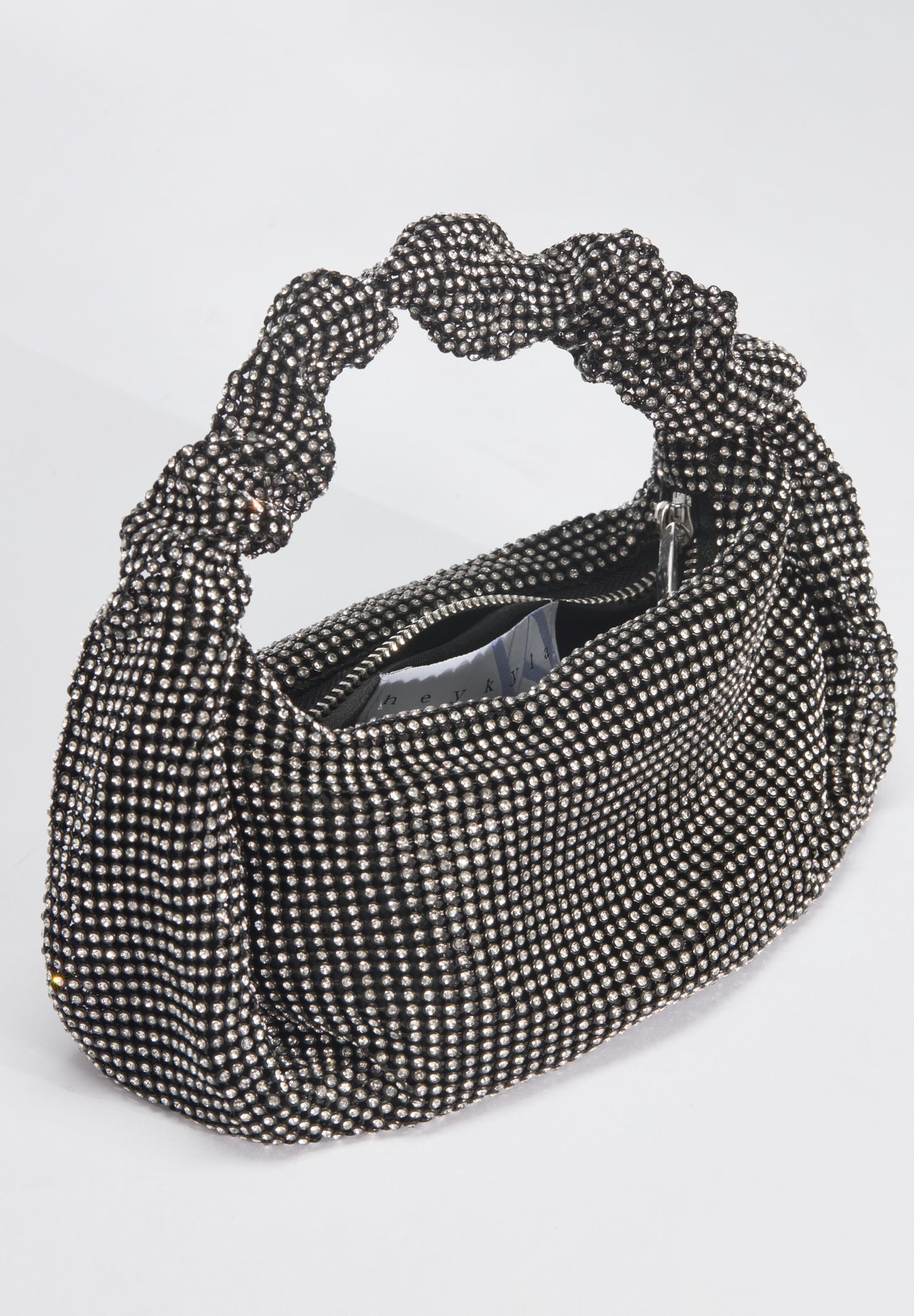 Henkeltasche aus glänzendem Strassgewebe