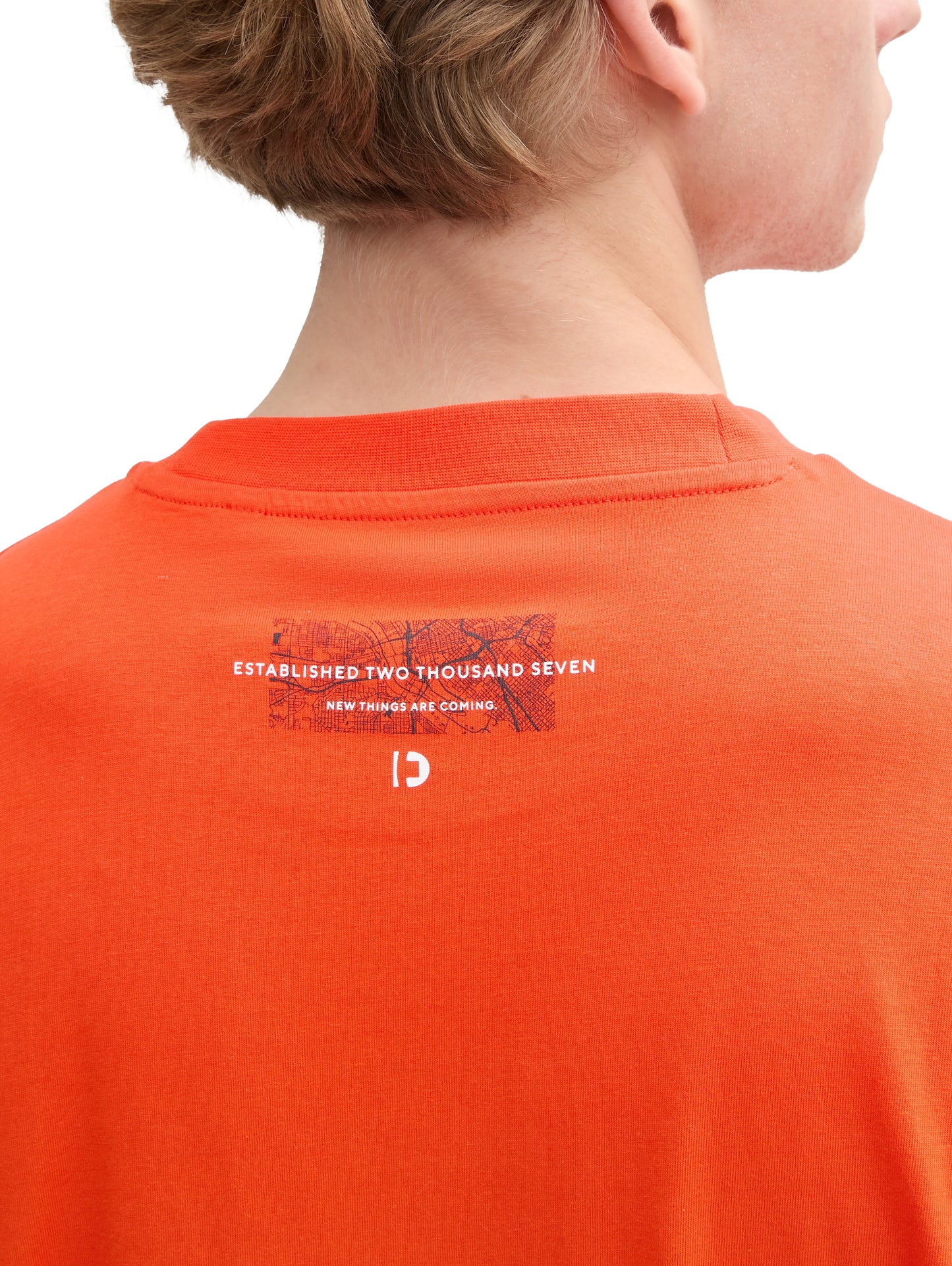 Relaxed Fit T-Shirt mit Rücken-Print