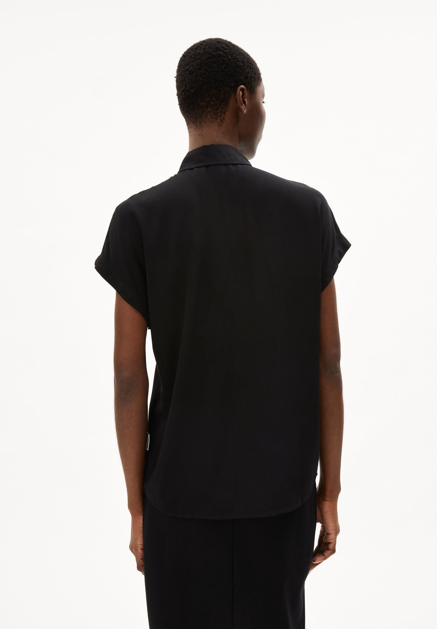 LARISAANA BLOUSE