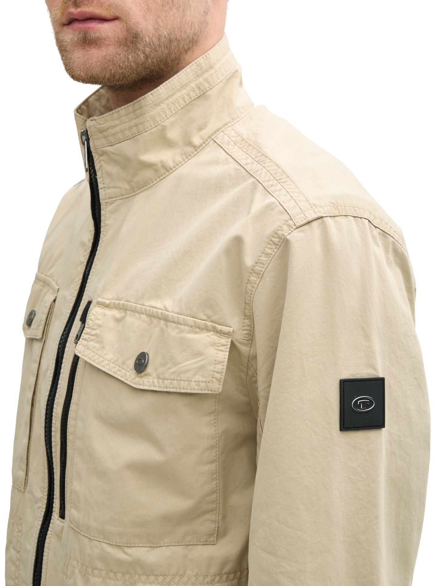 Feldjacke mit aufgesetzten Brusttaschen