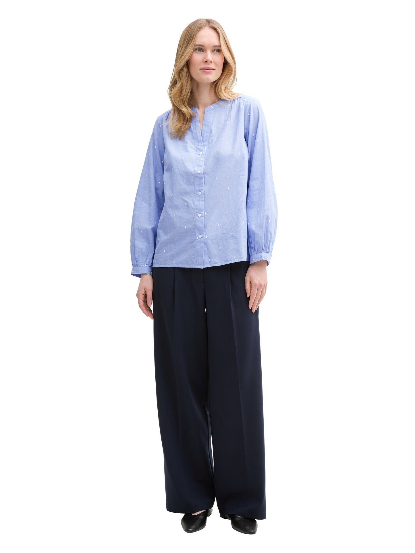 Bluse mit Stickereien